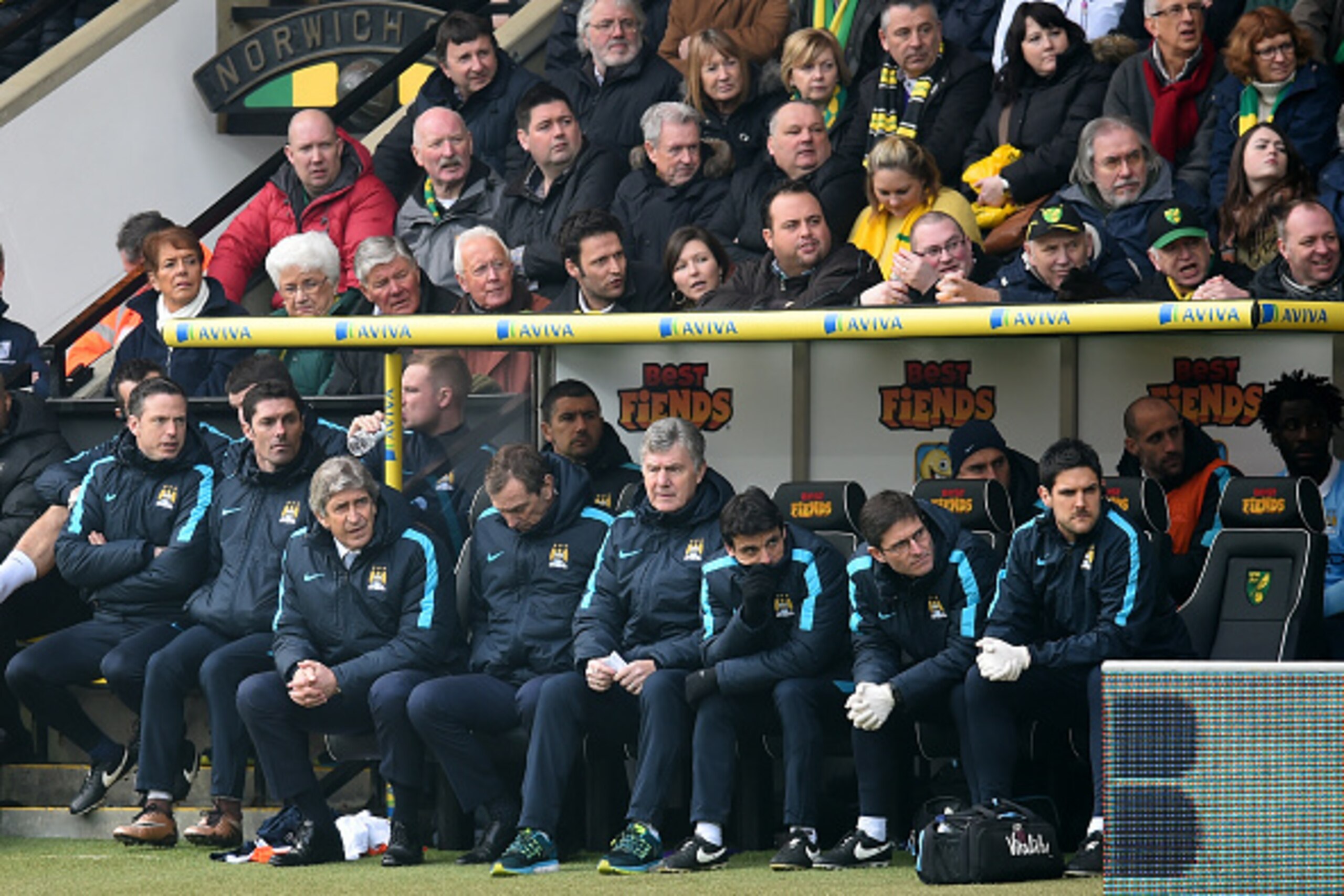 NORWICH, ENGLAND - MARCH 12: Manuel Pellegrini (3rd L), manager of Manchester City looks on during the Barclays Premier League match between Norwich City and Manchester City at Carrow Road on March 12, 2016 in Norwich, England.  (Photo by Michael Regan/Ge