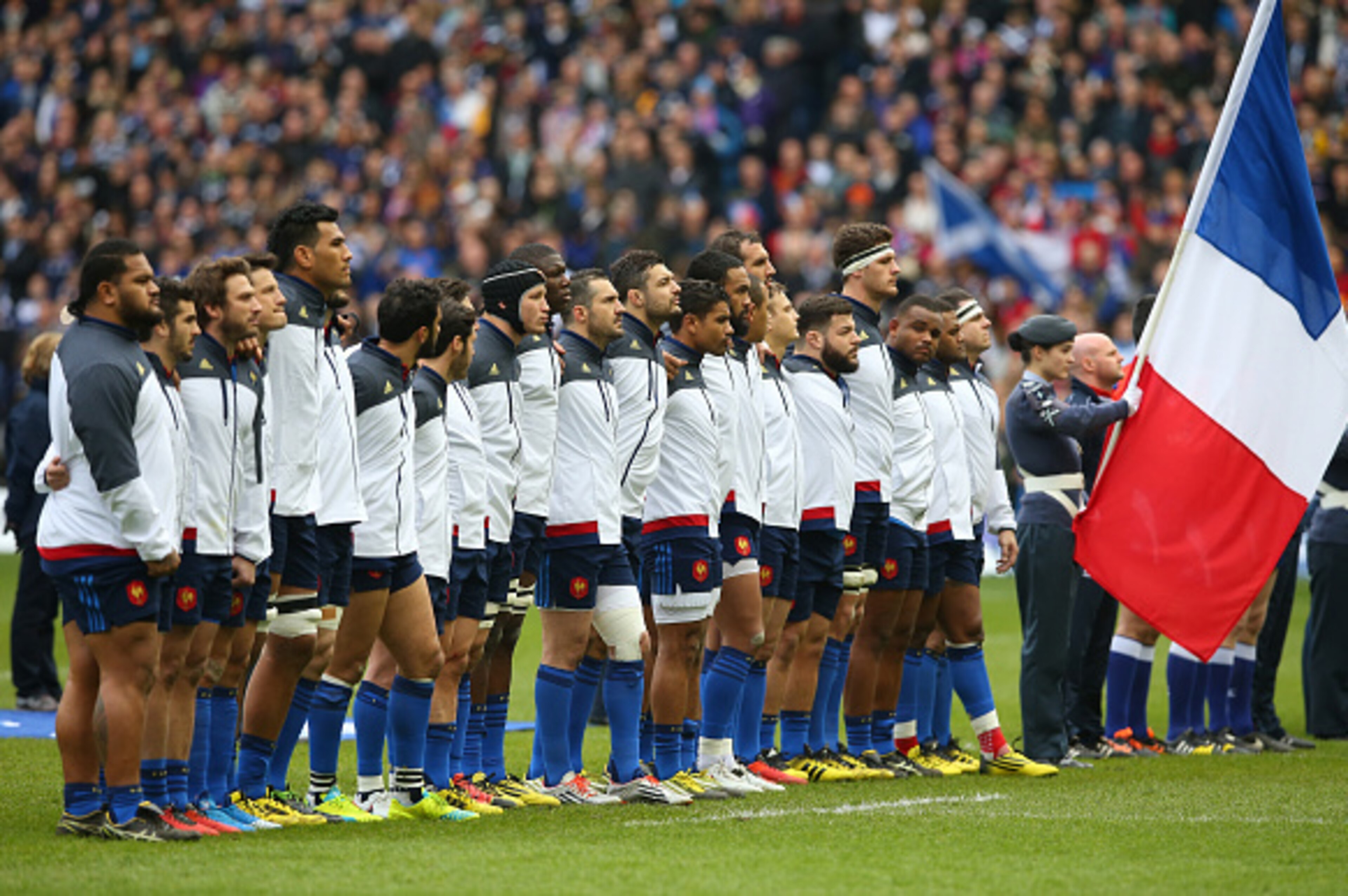 EDINBURGH, SCOTLAND - MARCH 13:  The France team sing the national anthem prior to kickoff during the RBS Six Nations match between Scotland and France at Murrayfield Stadium on March 13, 2016 in Edinburgh, Scotland.  (Photo by Ian MacNicol/Getty Images)