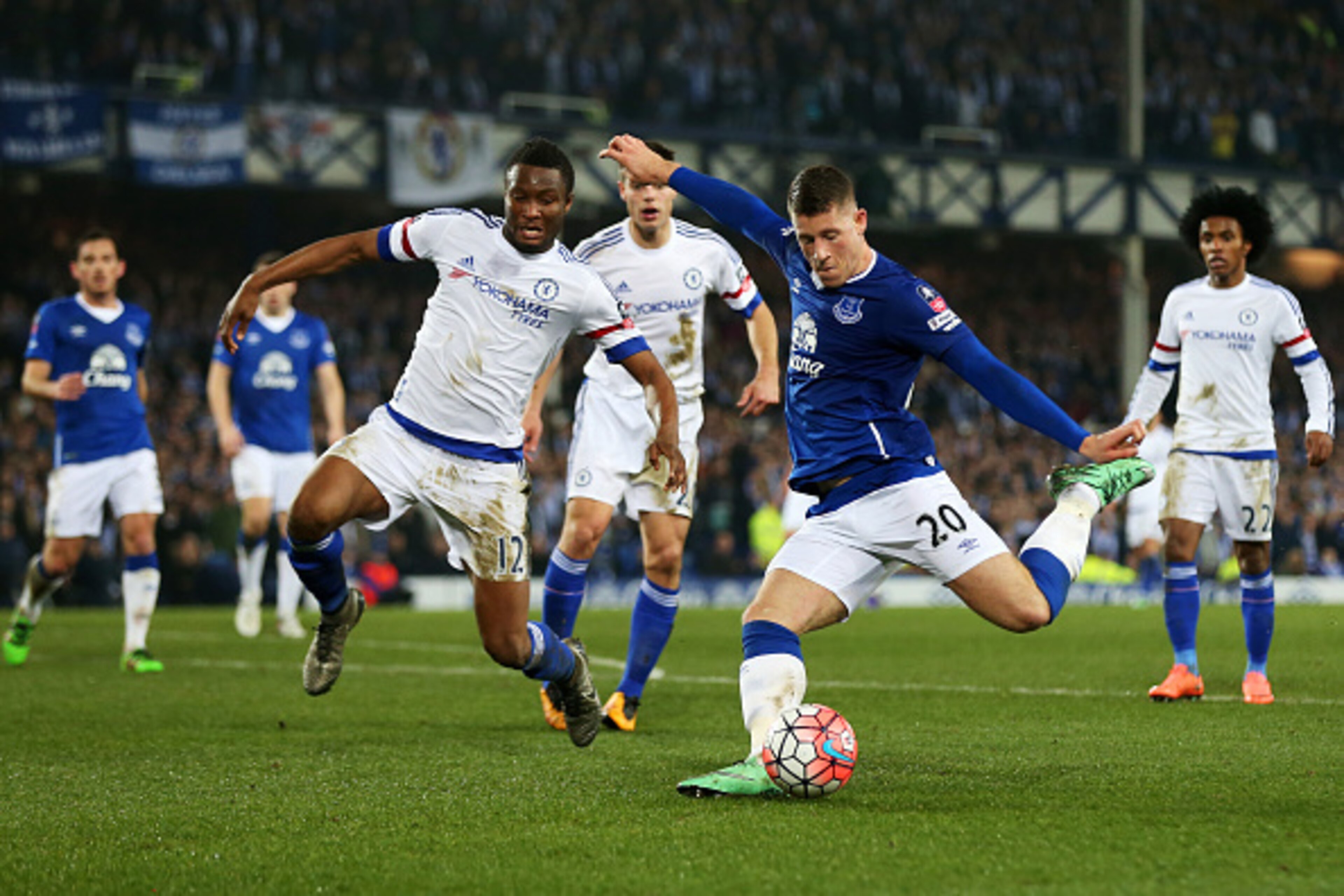 LIVERPOOL, ENGLAND - MARCH 12: Ross Barkley of Everton shoots at goal while John Mikel Obi of Chelsea tries to block during the Emirates FA Cup sixth round match between Everton and Chelsea at Goodison Park on March 12, 2016 in Liverpool, England. (Photo LIVERPOOL, ENGLAND - MARCH 12: Ross Barkley of Everton shoots at goal while John Mikel Obi of Chelsea tries to block during the Emirates FA Cup sixth round match between Everton and Chelsea at Goodison Park on March 12, 2016 in Liverpool, England. (Photo