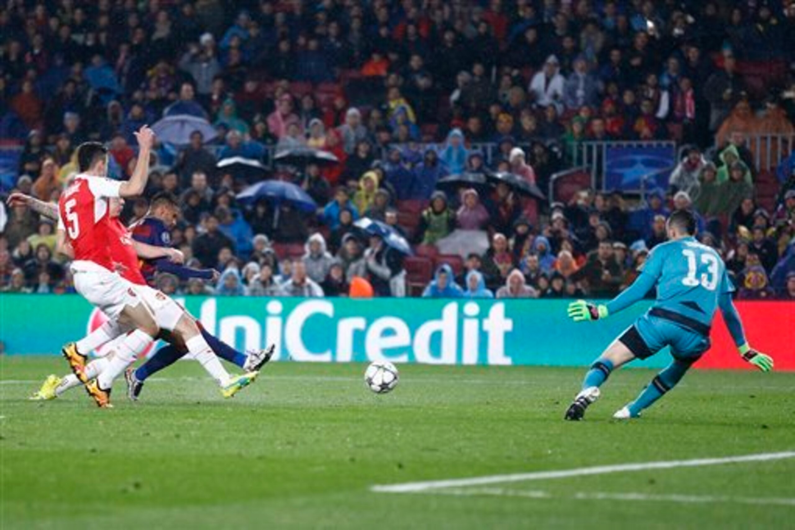 Neymar puts Barcelona in front.