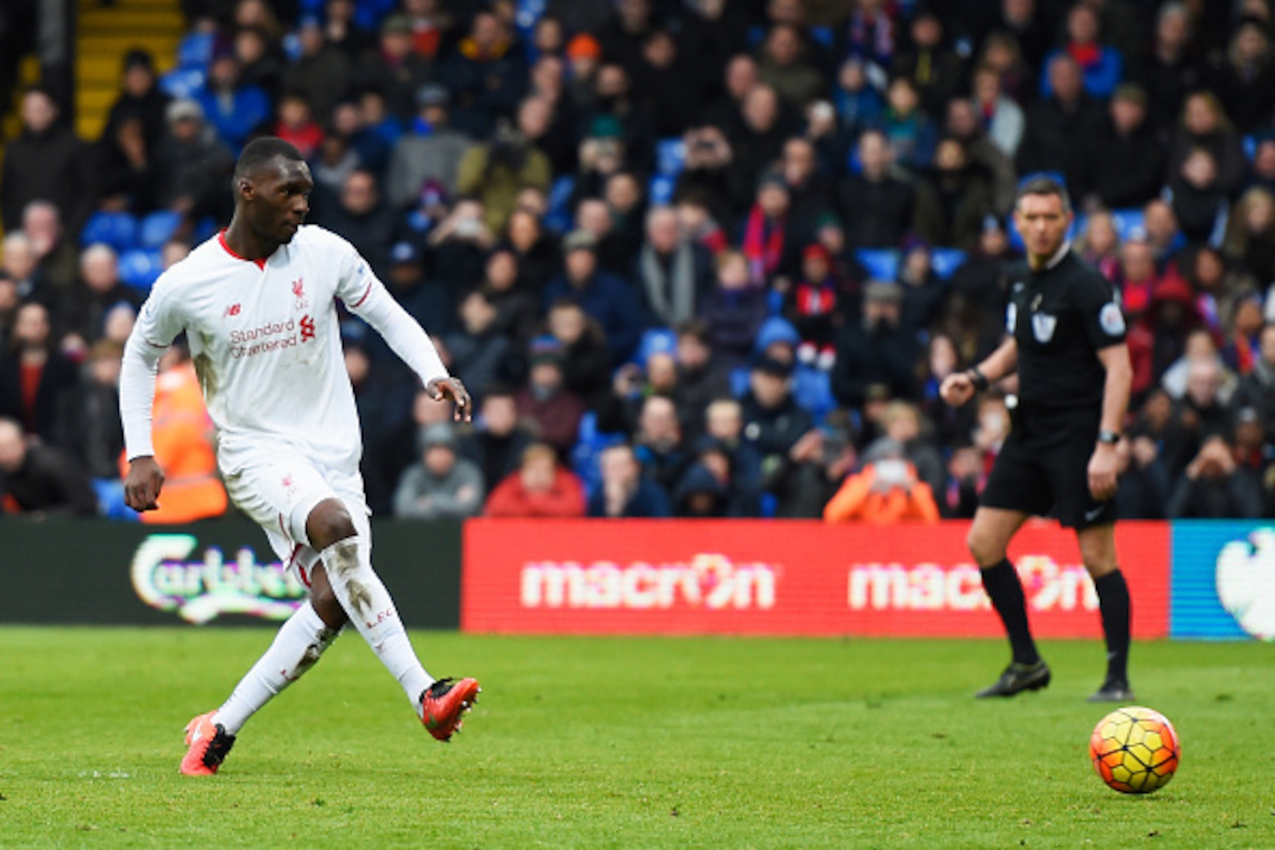 LONDON, ENGLAND - MARCH 06:  Christian Benteke of Liverpool scores their second goal from the penalty spot during the Barclays Premier League match between Crystal Palace and Liverpool at Selhurst Park on March 6, 2016 in London, England.  (Photo by Mike 