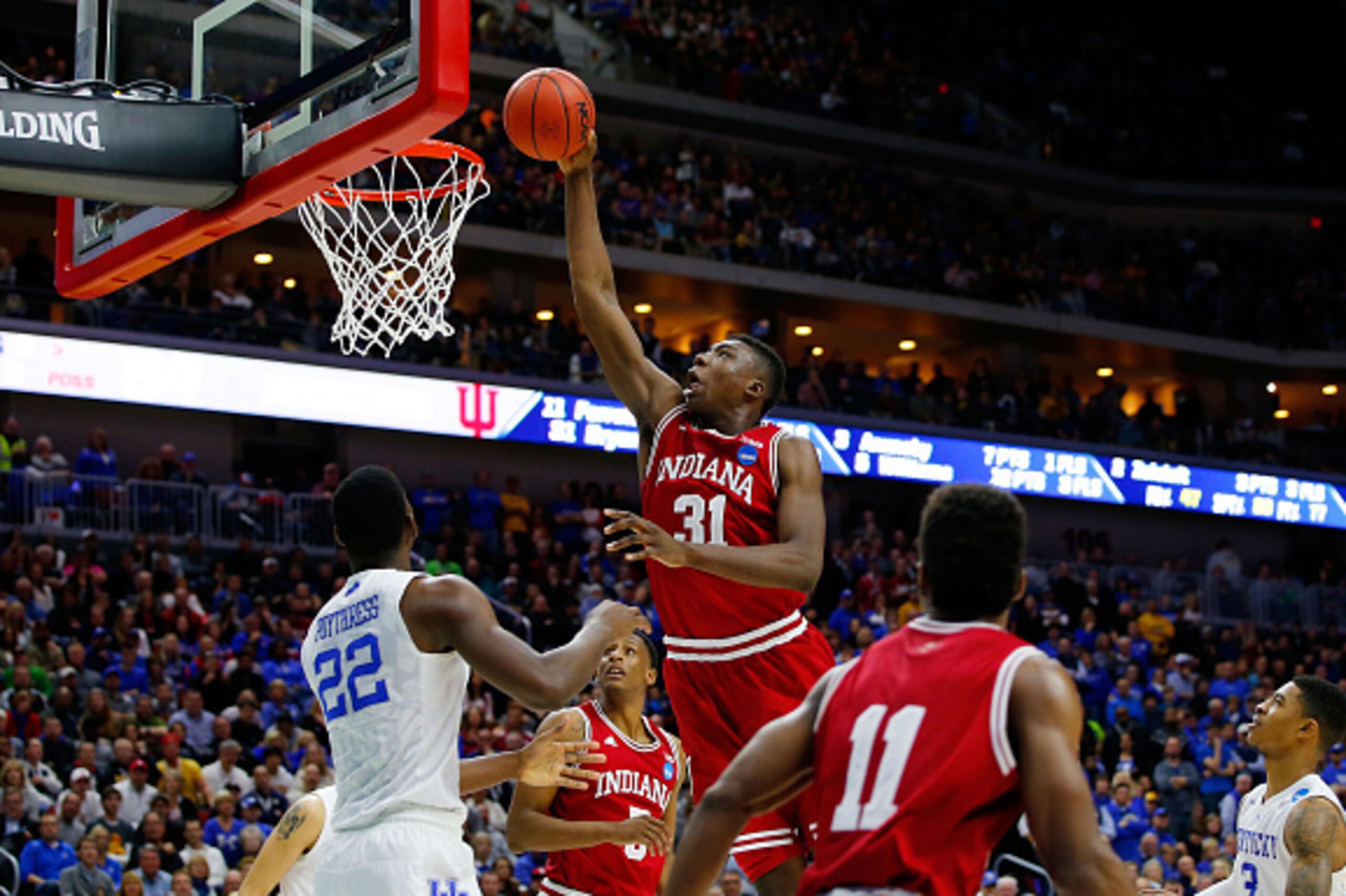 DES MOINES, IA - MARCH 19:  Thomas Bryant #31 of the Indiana Hoosiers dunks against the Kentucky Wildcats in the second half during the second round of the 2016 NCAA Men's Basketball Tournament at Wells Fargo Arena on March 19, 2016 in Des Moines, Iowa.  