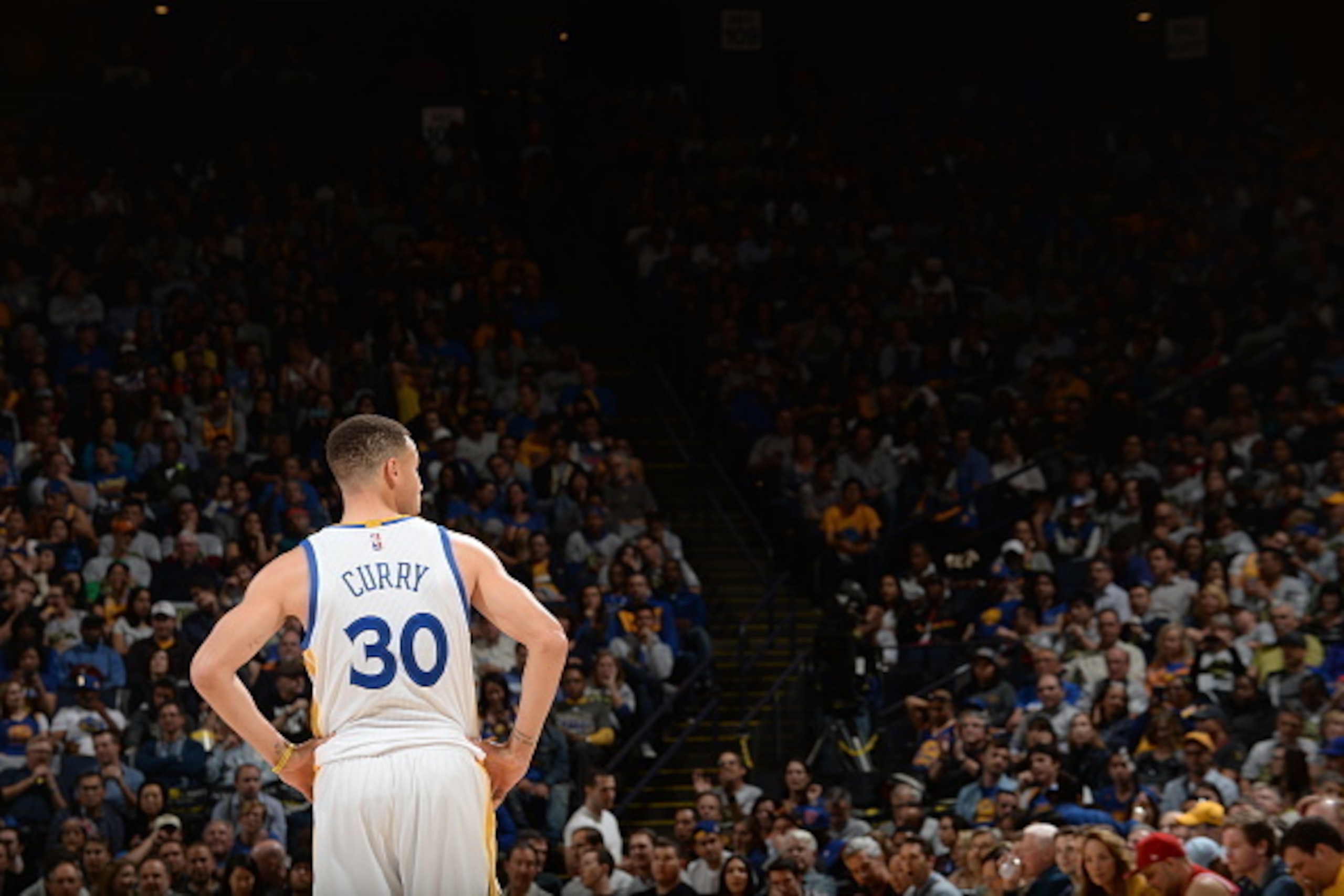 OAKLAND, CA - MARCH 16:  Stephen Curry #30 of the Golden State Warriors stands on the court during the game against the New York Knicks on March 16, 2016 at ORACLE Arena in Oakland, California. NOTE TO USER: User expressly acknowledges and agrees that, by