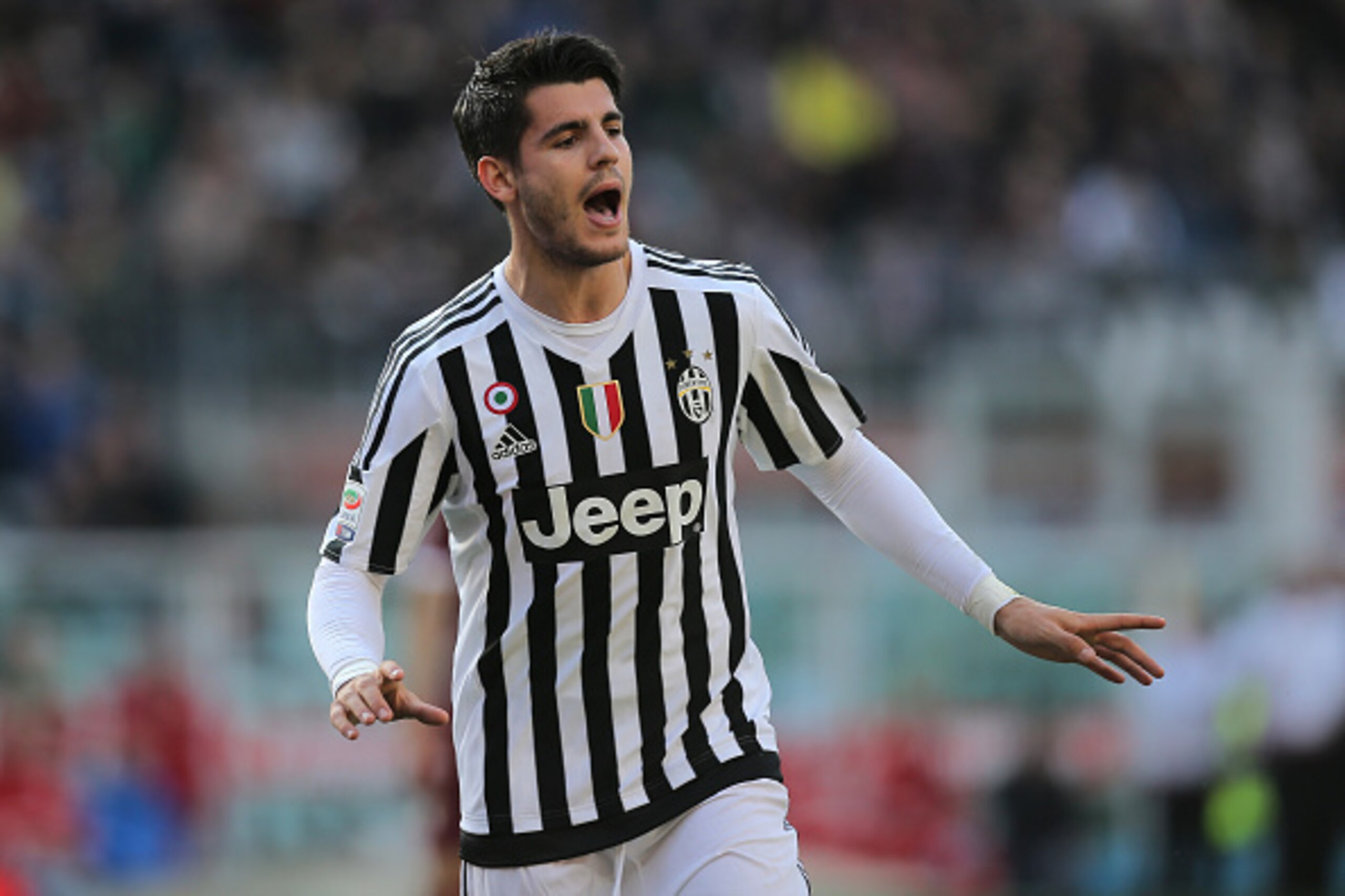 Juventus' forward Alvaro Morata from Spain celebrates after scoring during the Italian Serie A football match Torino Vs Juventus on March 20, 2016 at the 'Olympic Stadium' in Turin. / AFP / MARCO BERTORELLO (Photo credit should read MARCO BERTOREL Juventus' forward Alvaro Morata from Spain celebrates after scoring during the Italian Serie A football match Torino Vs Juventus on March 20, 2016 at the 'Olympic Stadium' in Turin. / AFP / MARCO BERTORELLO (Photo credit should read MARCO BERTOREL
