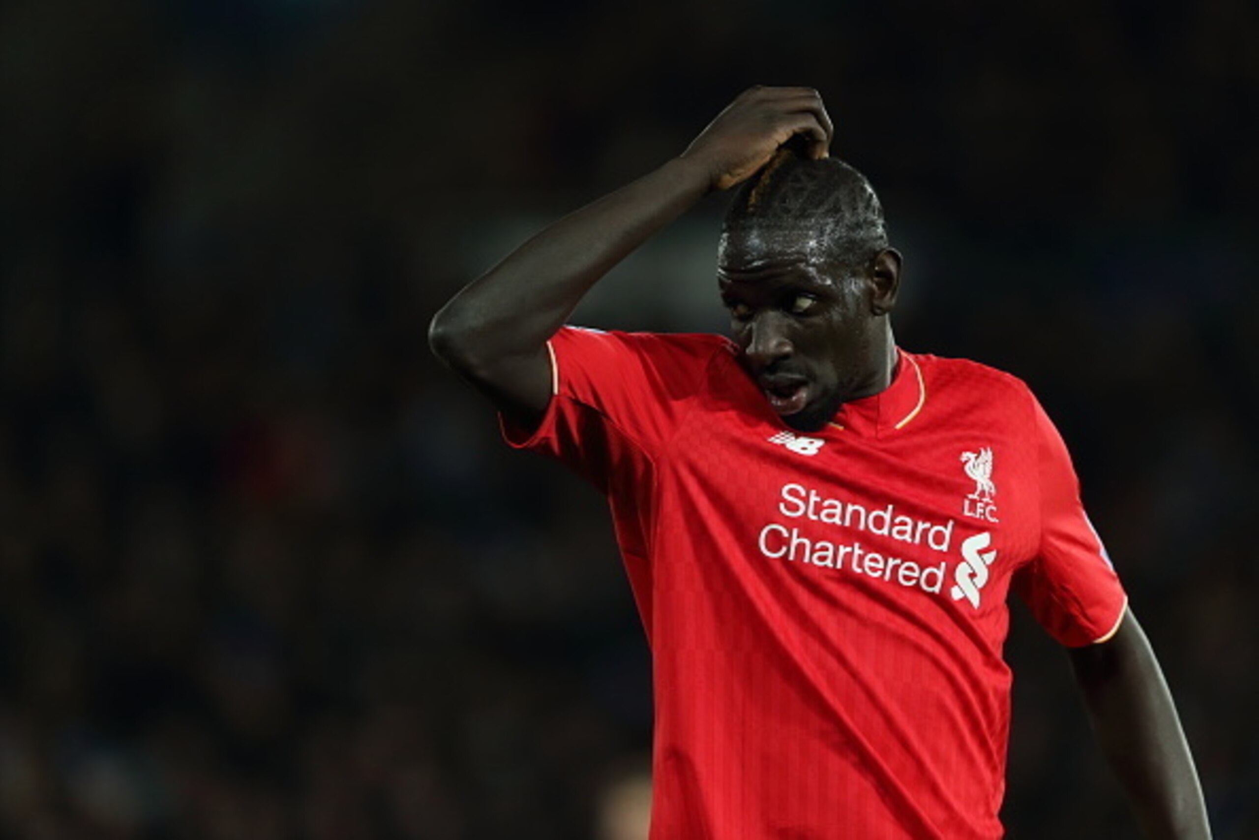 LEICESTER, ENGLAND - FEBRUARY 02:  Mamadou Sakho of Liverpool during the Barclays Premier League match between Leicester City and Liverpool at the King Power Stadium on February, 2016 in Leicester, England.  (Photo by Matthew Ashton - AMA/Getty Images)