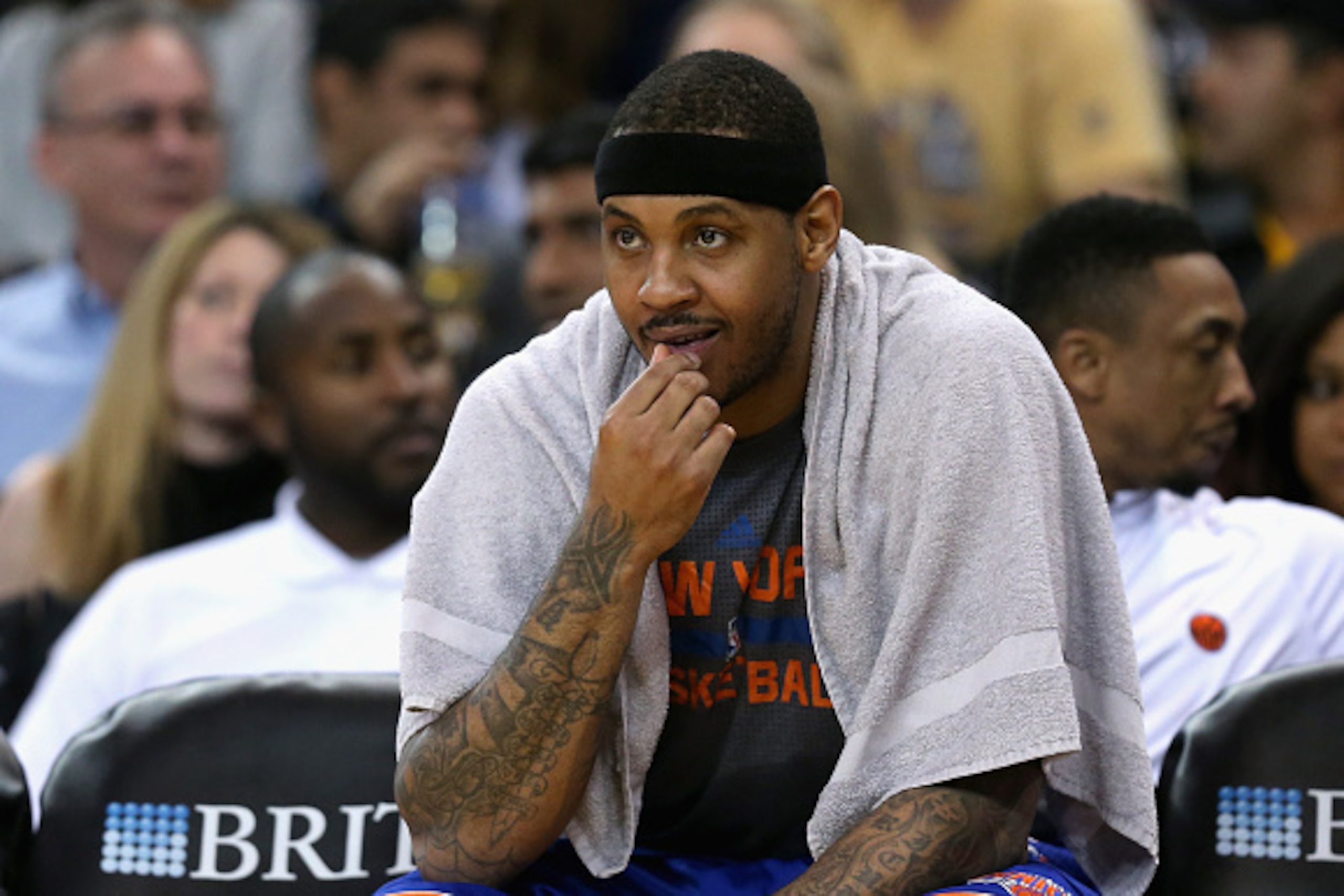 OAKLAND, CA - MARCH 16:  Carmelo Anthony #7 of the New York Knicks sits on the bench during their game against the Golden State Warriors at ORACLE Arena on March 16, 2016 in Oakland, California. NOTE TO USER: User expressly acknowledges and agrees that, b