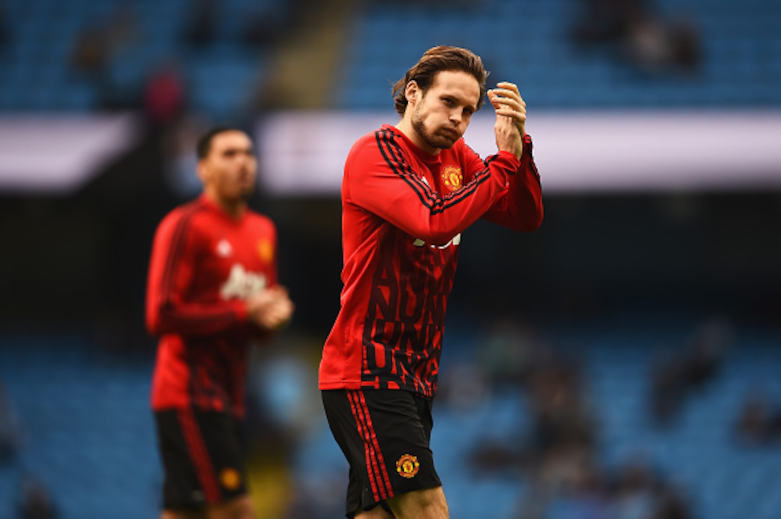 MANCHESTER, ENGLAND - MARCH 20:  Daley Blind of Manchester United warms up prior to during the Barclays Premier League match between Manchester City and Manchester United at Etihad Stadium on March 20, 2016 in Manchester, United Kingdom.  (Photo by Lauren