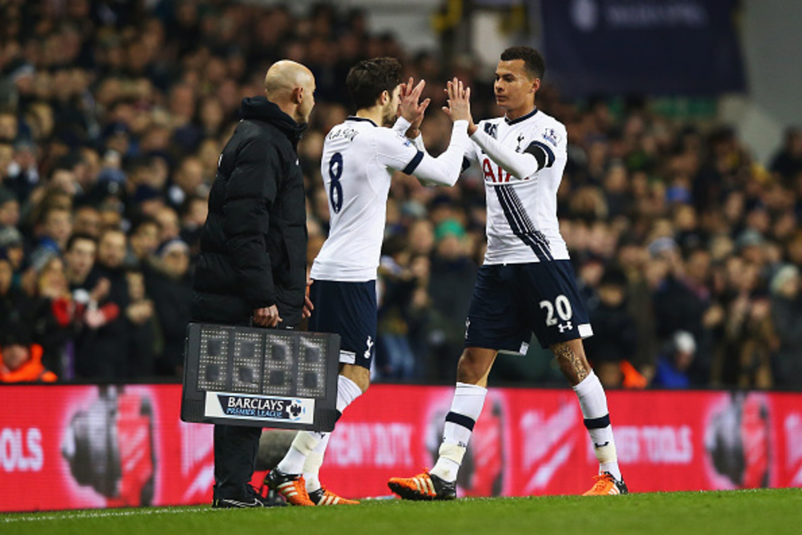 LONDON, ENGLAND - NOVEMBER 22: Ryan Mason of Tottenham Hotspur comes on for Dele Alli of Tottenham Hotspur during the Barclays Premier League match between Tottenham Hotspur and West Ham United at White Hart Lane on November 22, 2015 in London, England. LONDON, ENGLAND - NOVEMBER 22: Ryan Mason of Tottenham Hotspur comes on for Dele Alli of Tottenham Hotspur during the Barclays Premier League match between Tottenham Hotspur and West Ham United at White Hart Lane on November 22, 2015 in London, England.