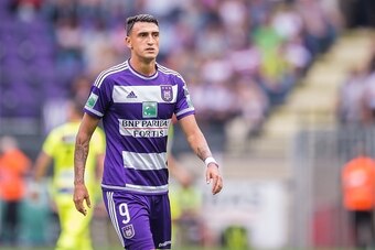 Matias Suarez of RSC Anderlecht during the Jupiler Pro League match between RSC Anderlecht and KAA Gent on August 9th, 2015 at the Constant Vanden Stockstadion in Brussels, Belgium.(Photo by VI Images via Getty Images)