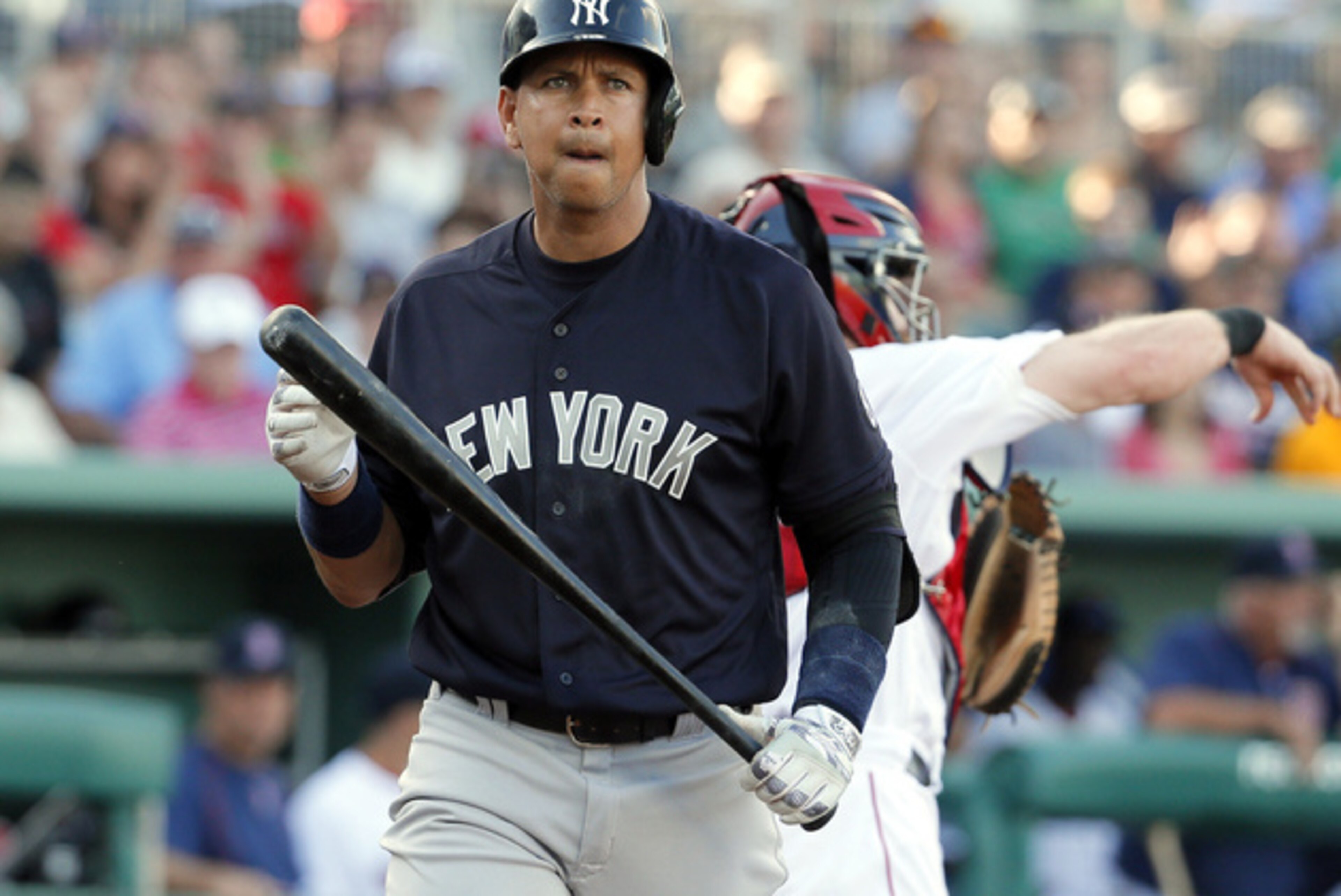 To pass Bonds by the end of 2017, Rodriguez would have to average 38 home runs a season.