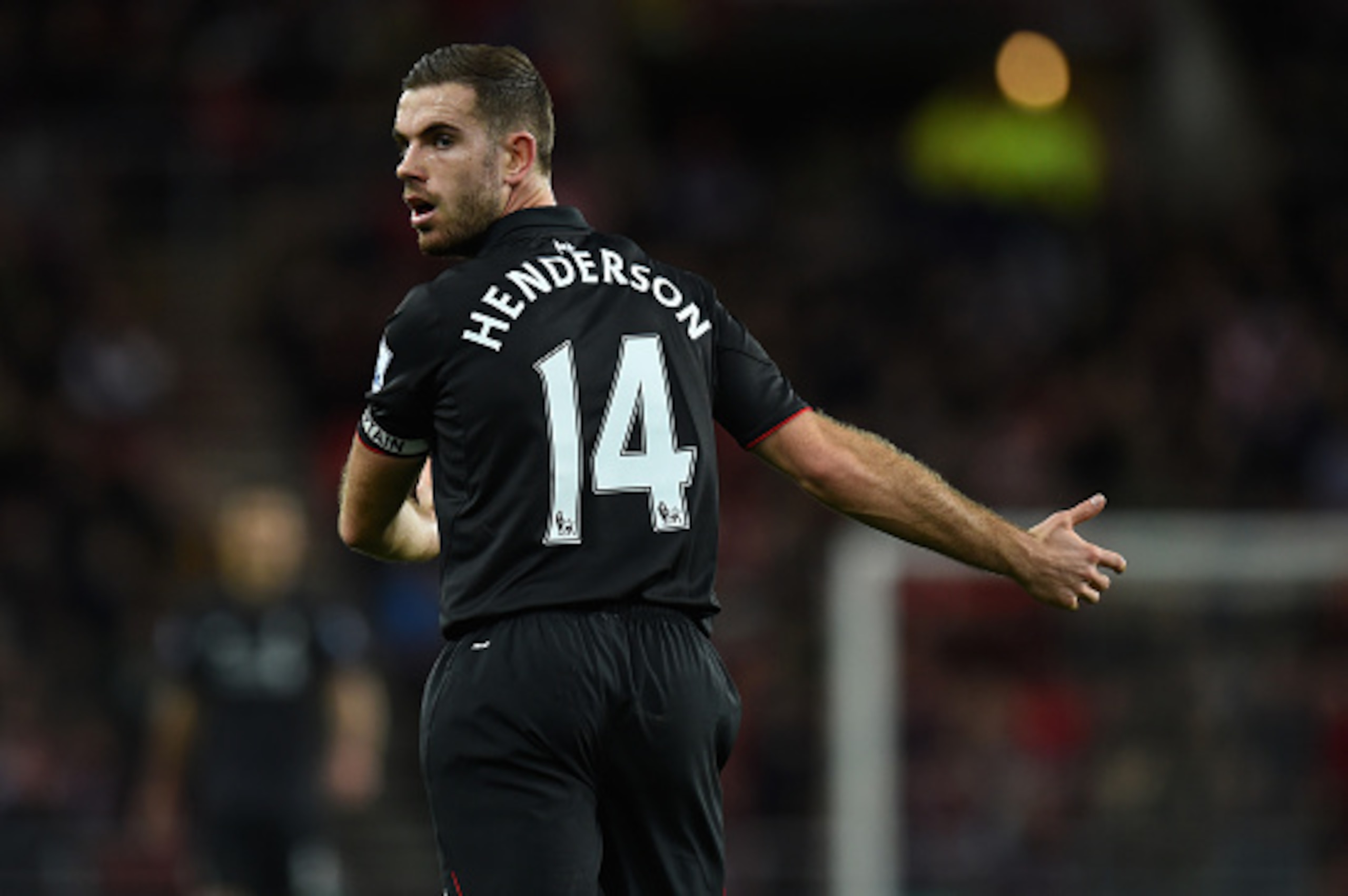 SUNDERLAND, ENGLAND - DECEMBER 30:  Jordan Henderson of Liverpool in action during the Barclays Premier League match between Sunderland and Liverpoool at Stadium of Light on December 30, 2015 in Sunderland, England.  (Photo by Stu Forster/Getty Images)