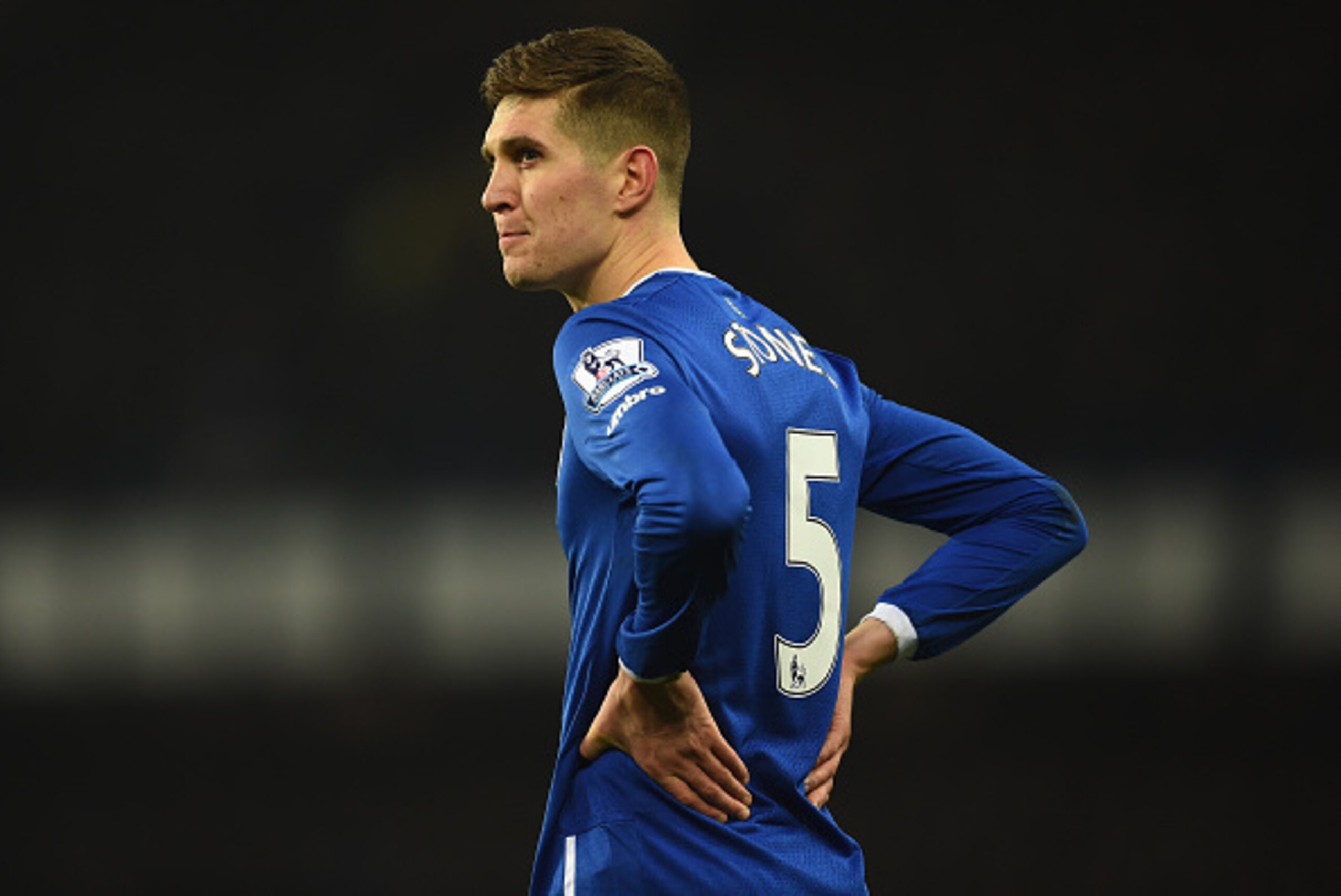 LIVERPOOL, ENGLAND - JANUARY 06: John Stones of Everton looks on during the Capital One Cup Semi Final First Leg match between Everton and Manchester City at Goodison Park on January 6, 2016 in Liverpool, England. (Photo by Laurence Griffiths/Getty Imag LIVERPOOL, ENGLAND - JANUARY 06: John Stones of Everton looks on during the Capital One Cup Semi Final First Leg match between Everton and Manchester City at Goodison Park on January 6, 2016 in Liverpool, England. (Photo by Laurence Griffiths/Getty Imag