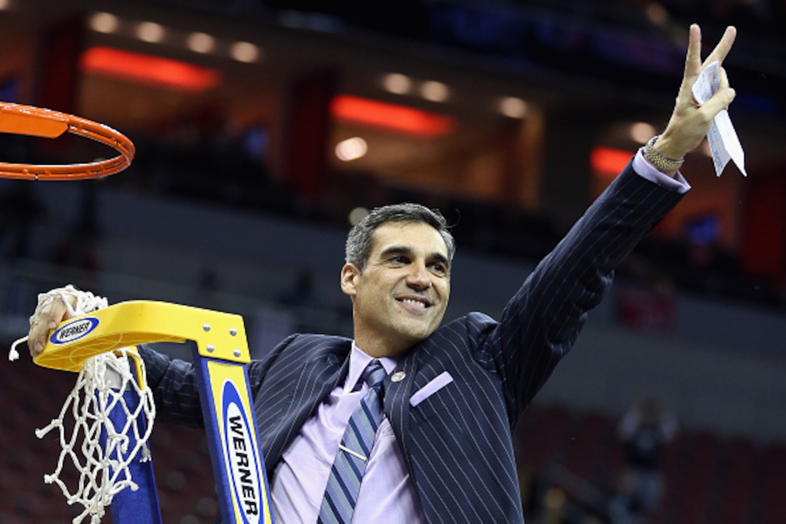 LOUISVILLE, KY - MARCH 26:  Head coach Jay Wright of the Villanova Wildcats celebrates defeating the Kansas Jayhawks 64-59 during the 2016 NCAA Men's Basketball Tournament South Regional at KFC YUM! Center on March 26, 2016 in Louisville, Kentucky.  (Phot