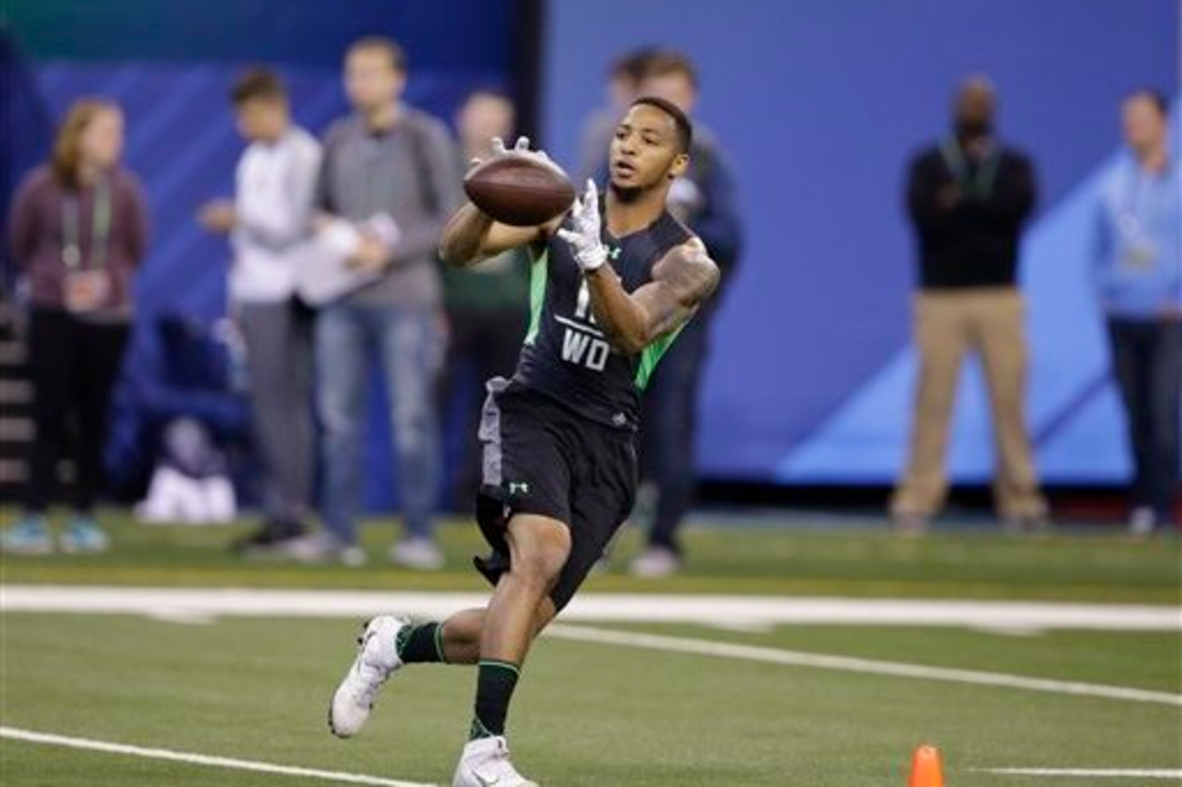 Josh Doctson's pro-ready skills have teams buzzing.