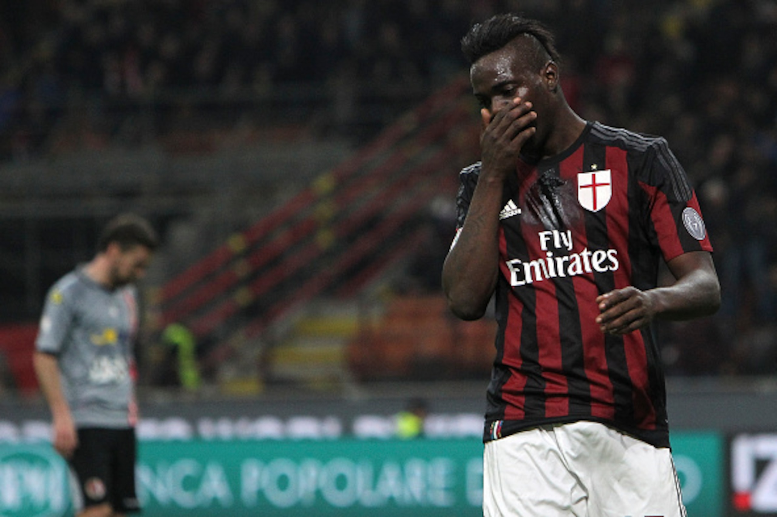 MILAN, ITALY - MARCH 01:  Mario Balotelli of AC Milan celebrates his goal during the TIM Cup match between AC Milan and US Alessandria at Stadio Giuseppe Meazza on March 1, 2016 in Milan, Italy.  (Photo by Marco Luzzani/Getty Images)