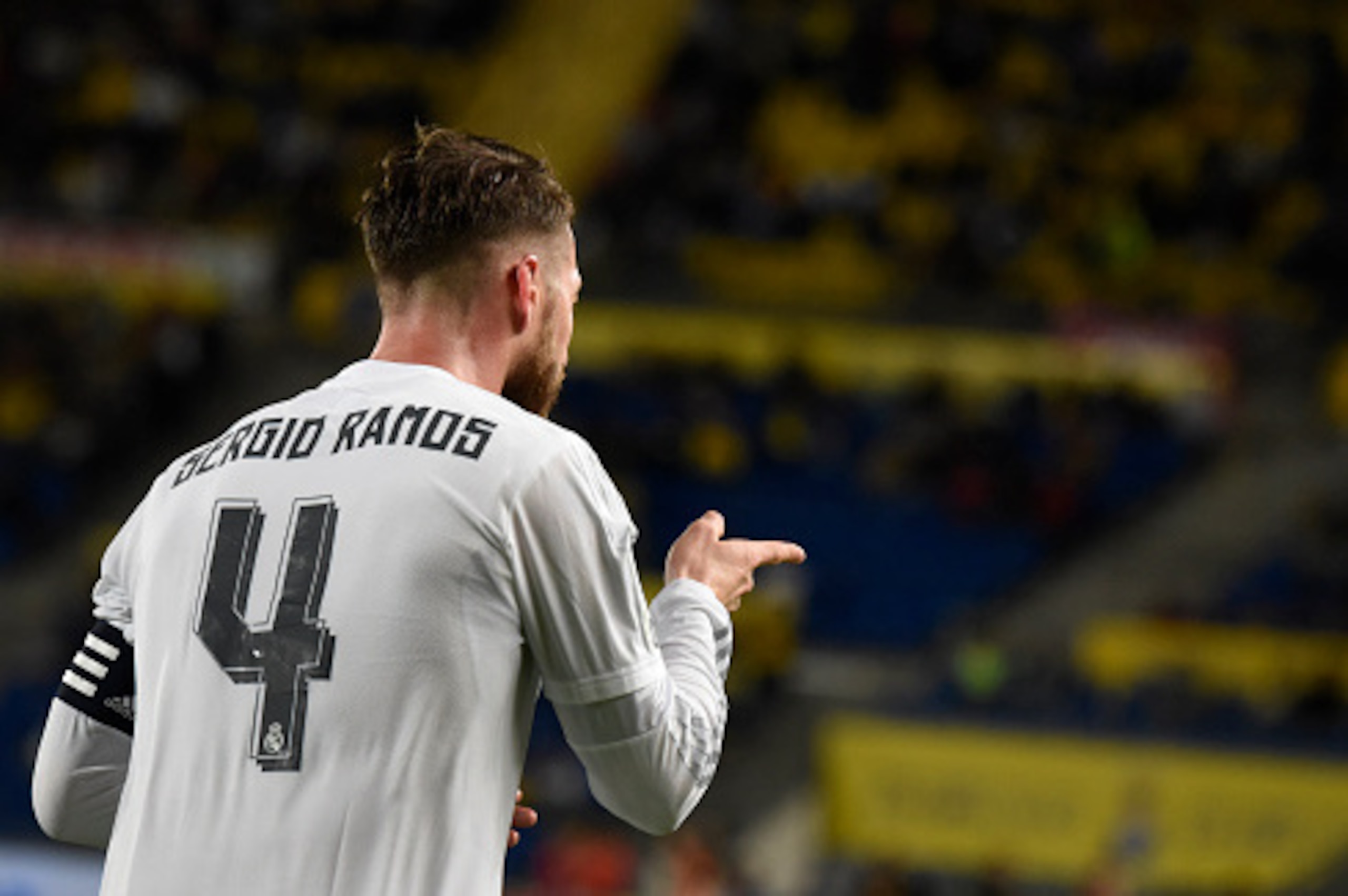 Real Madrid's defender Sergio Ramos gestures during the Spanish league football match UD Las Palmas vs Real Madrid CF at the Gran Canaria stadium in Las Palmas de Gran Canaria on March 13, 2016. / AFP / DESIREE MARTIN        (Photo credit should read DESI