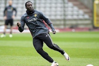 Belgium national football team player Romelu Lukaku practices during a training session as part of the preparation for the friendly match against Portugal at the King Baudouin stadium in Brussels.   / AFP / Belga / Nico Vereecken / Belgium OUT        (Pho