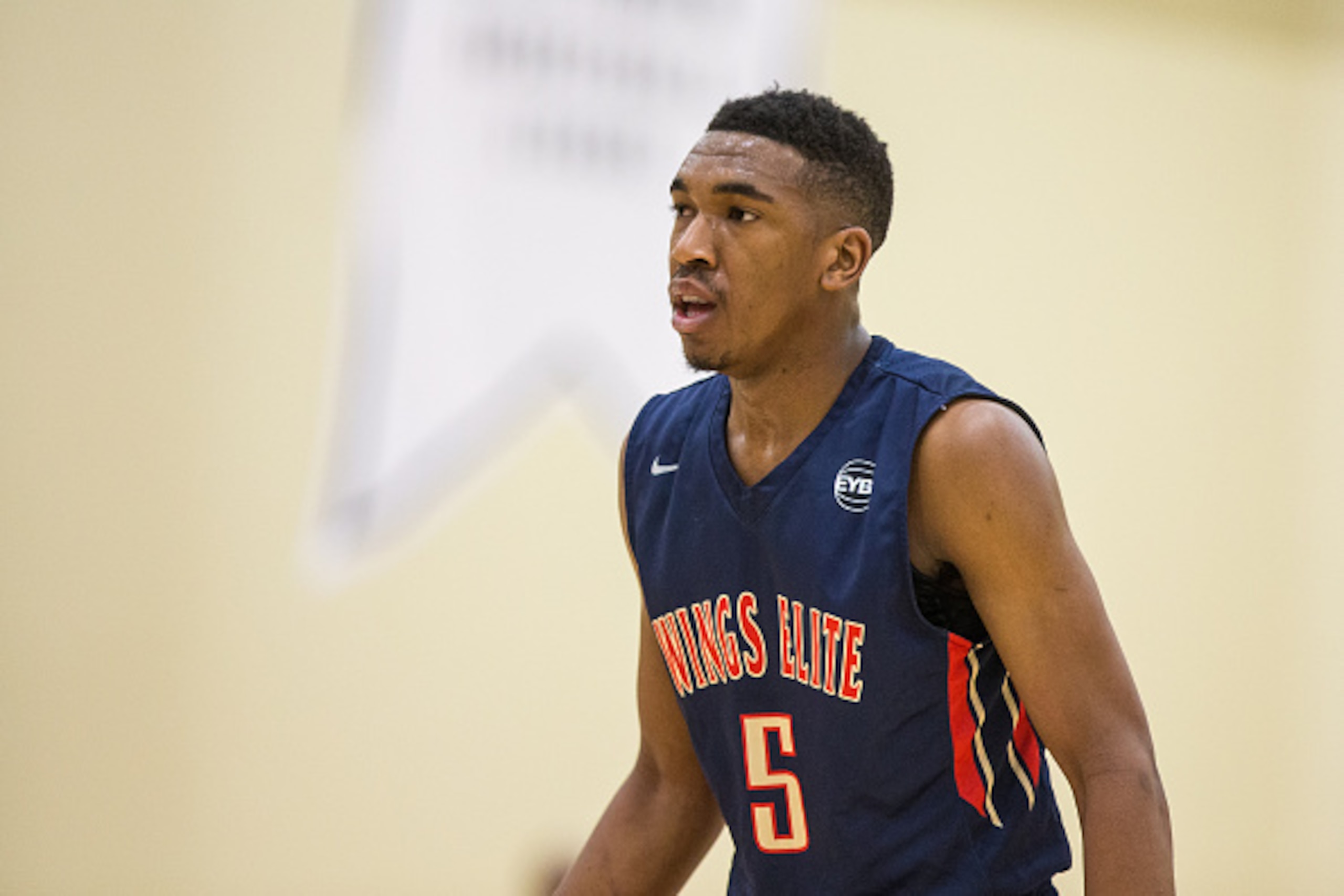 MAPLE GROVE, MN- MAY 23: Malik Monk #5 from the Arkansas Wings and Bentonville High School during Session Four of the Nike EYBL on May 23, 2015 at Maple Grove Community Gym in Maple Grove, Minnesota. (Photo by Brace Hemmelgarn/Getty Images)