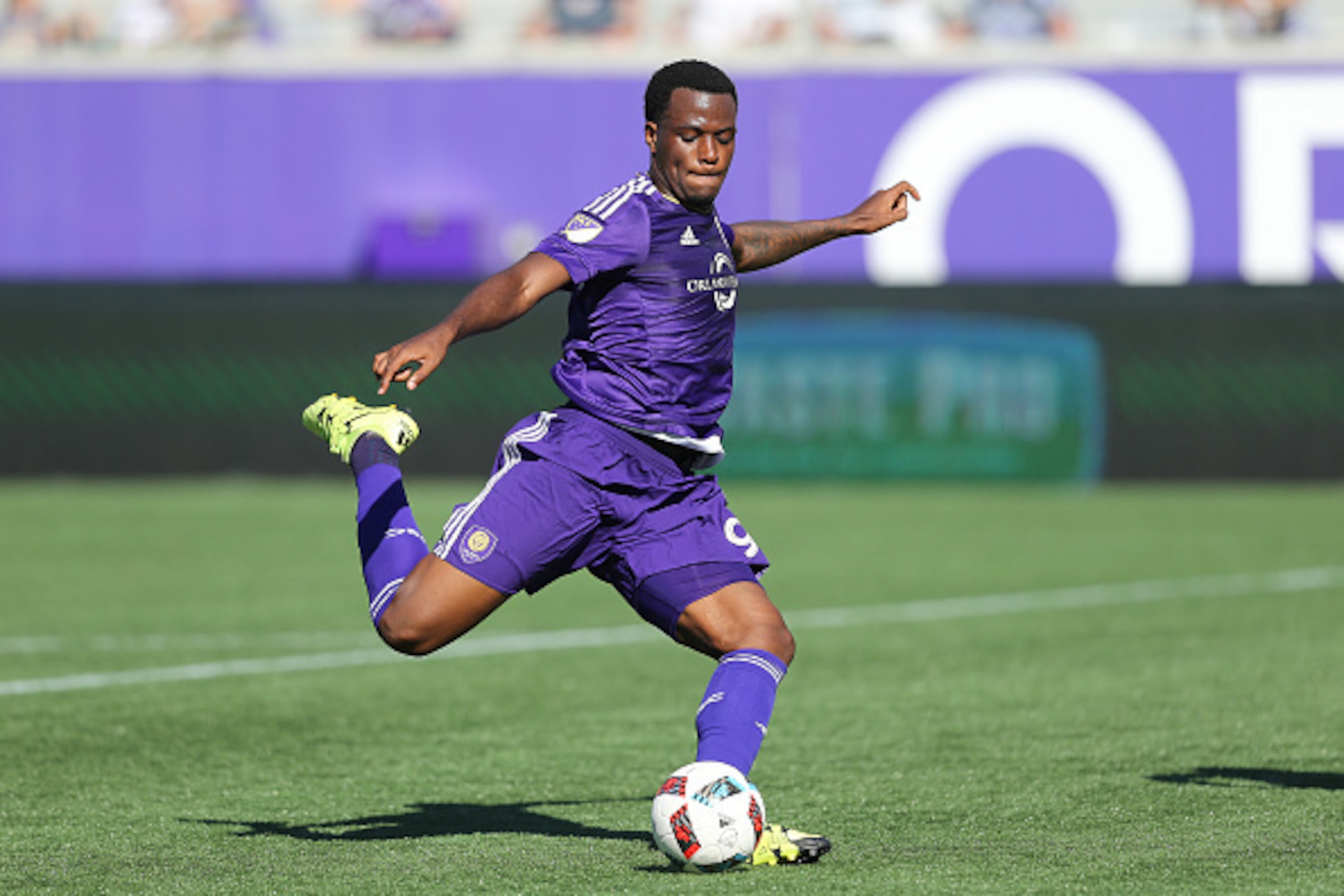 ORLANDO, FL - MARCH 06:   Cyle Larin #9 of Orlando City SC kicks the ball during a MLS soccer match between Real Salt Lake and the Orlando City SC at the Orlando Citrus Bowl on March 6, 2016 in Orlando, Florida. The game ended in a 2-2 draw. (Photo by Ale