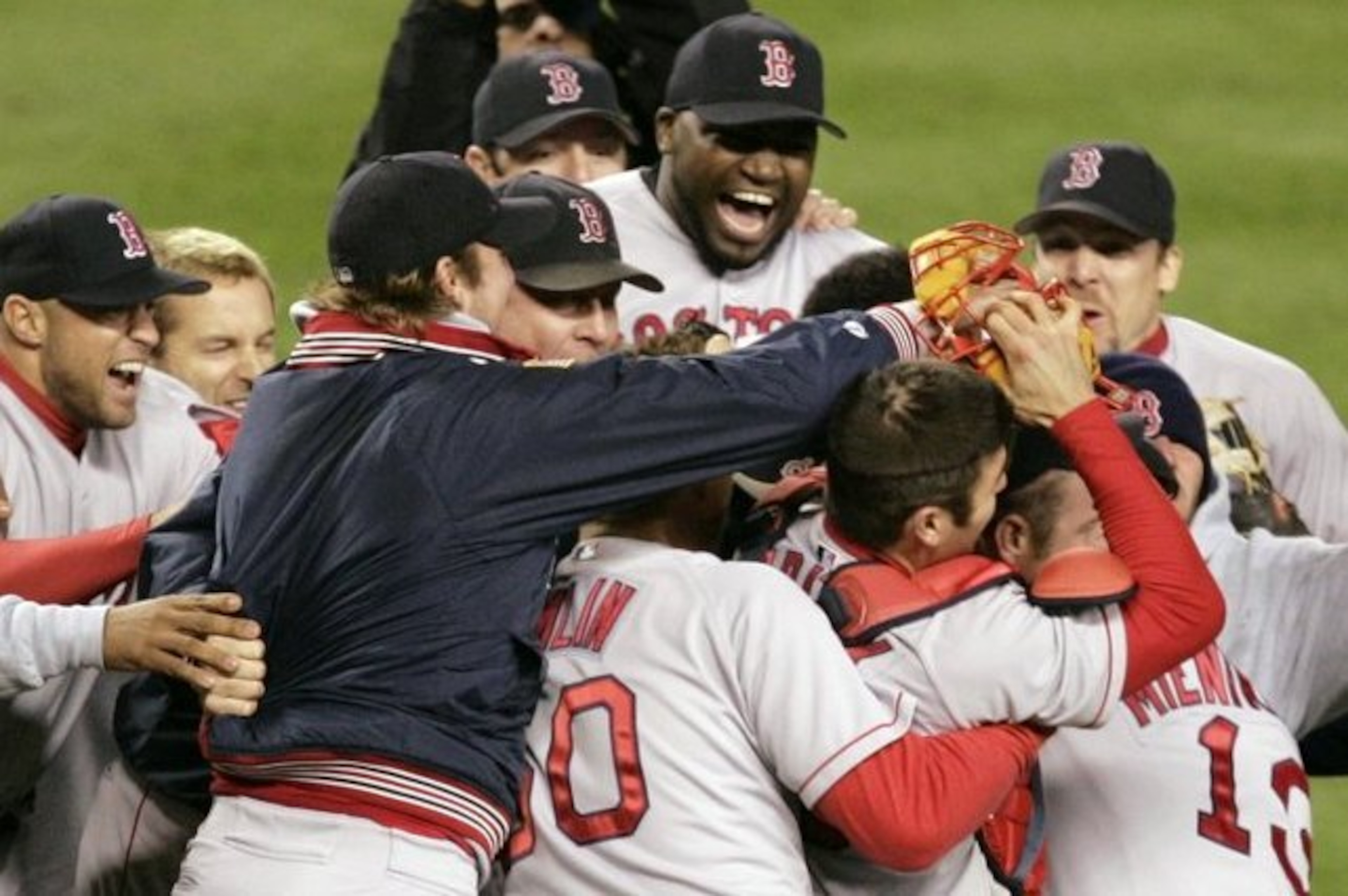 Ortiz hit .387 in the 2004 ALCS and .308 in the World Series to help secure Boston's first World Series since 1918. Ortiz hit .387 in the 2004 ALCS and .308 in the World Series to help secure Boston's first World Series since 1918.