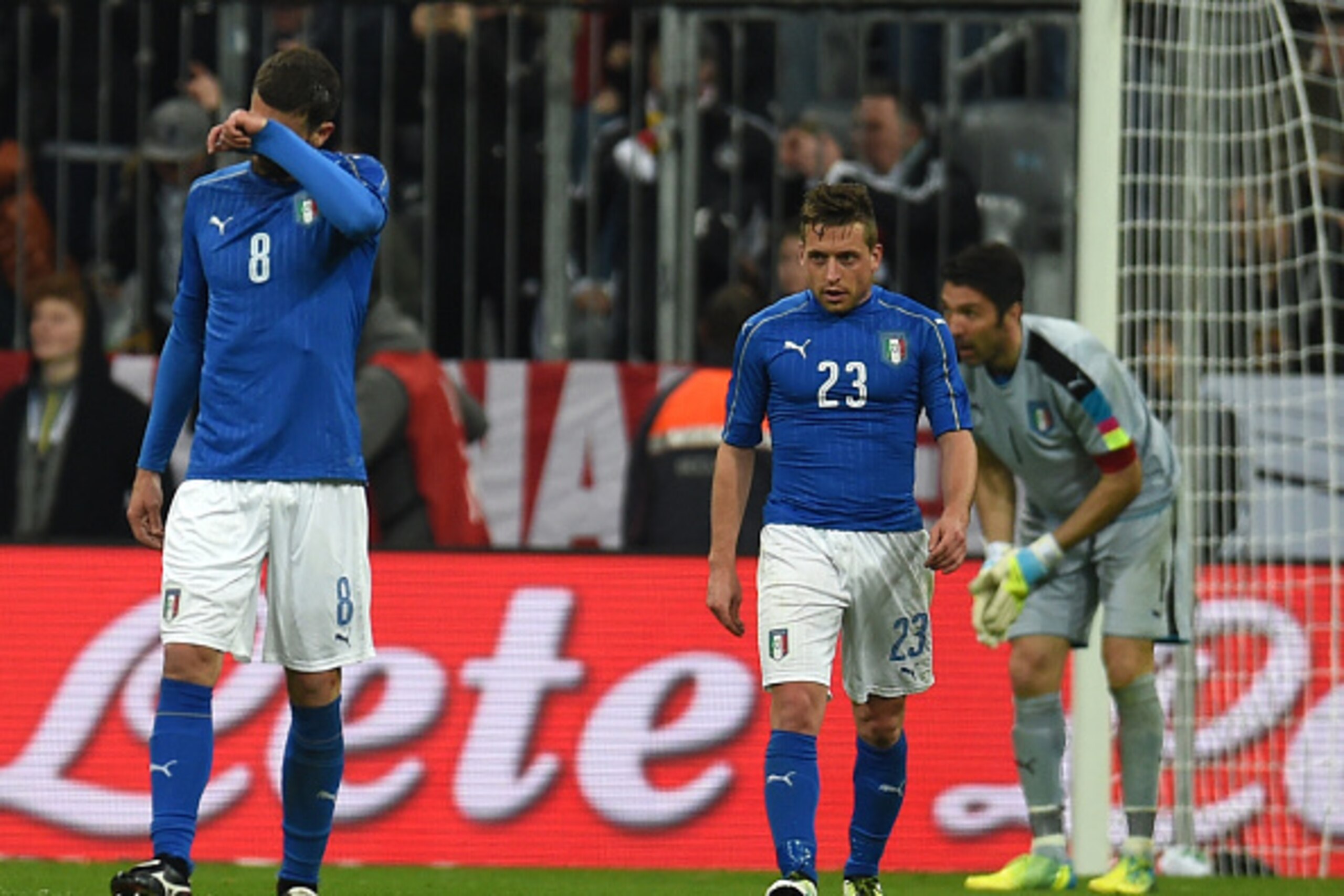 Italy´s players react after the friendly football match Germany vs Italy in Munich, southern Germany on March 29, 2016.
Germany won the match 4-1. / AFP / PATRIK STOLLARZ        (Photo credit should read PATRIK STOLLARZ/AFP/Getty Images)