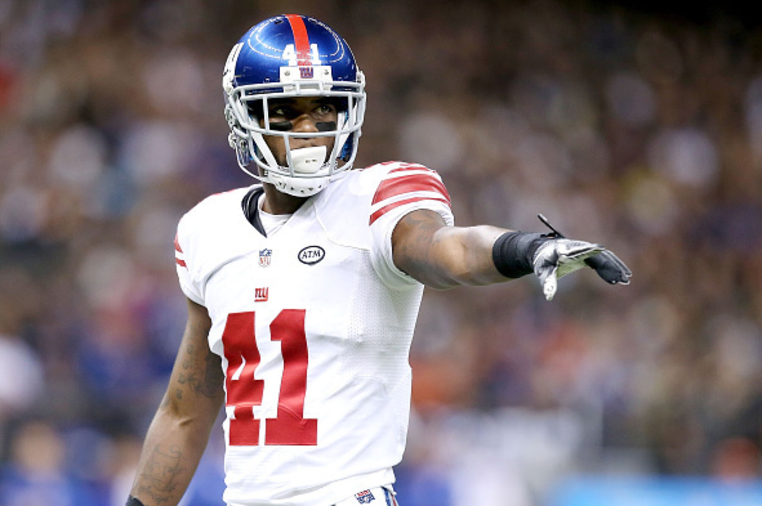 NEW ORLEANS, LA - NOVEMBER 01: Dominique Rodgers-Cromartie #41 of the New York Giants lines up against the New Orleans Saints during their game at the Mercedes-Benz Superdome on November 1, 2015 in New Orleans, Louisiana. (Photo by Sean Gardner/Getty Imag