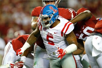 TUSCALOOSA, AL - SEPTEMBER 19:  Robert Nkemdiche #5 of the Mississippi Rebels in action against Alabama Crimson Tide at Bryant-Denny Stadium on September 19, 2015 in Tuscaloosa, Alabama.  (Photo by Kevin C. Cox/Getty Images)