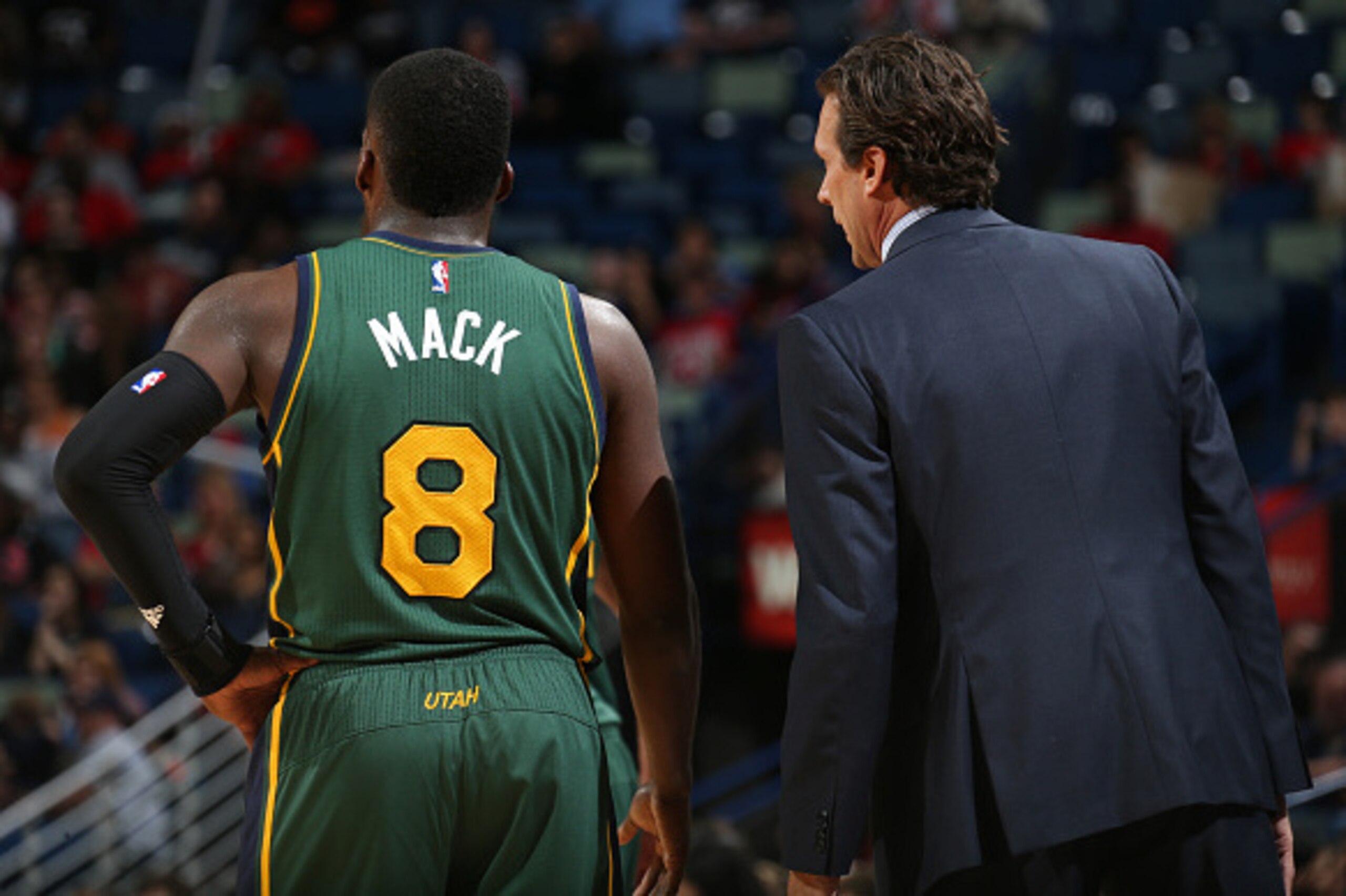 NEW ORLEANS, LA - MARCH 5:  Head coach Quin Snyder of the Utah Jazz and Shelvin Mack #8 of the Utah Jazz talk during the game against the New Orleans Pelicans on March 5, 2016 at Smoothie King Center in New Orleans, Louisiana. NOTE TO USER: User expressly