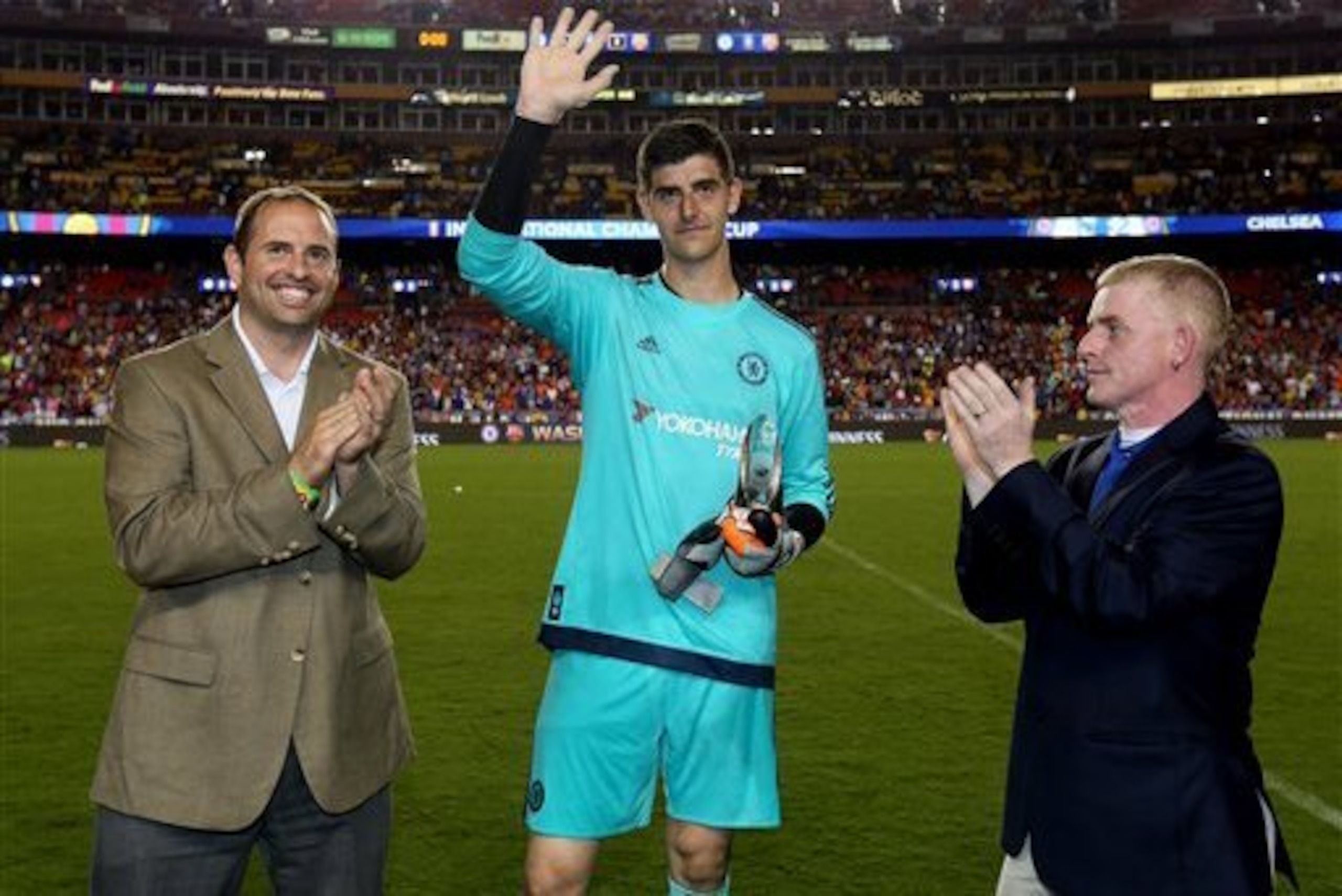 Uncertainty over Courtois' future could push Chelsea toward Donnarumma. Uncertainty over Courtois' future could push Chelsea toward Donnarumma.