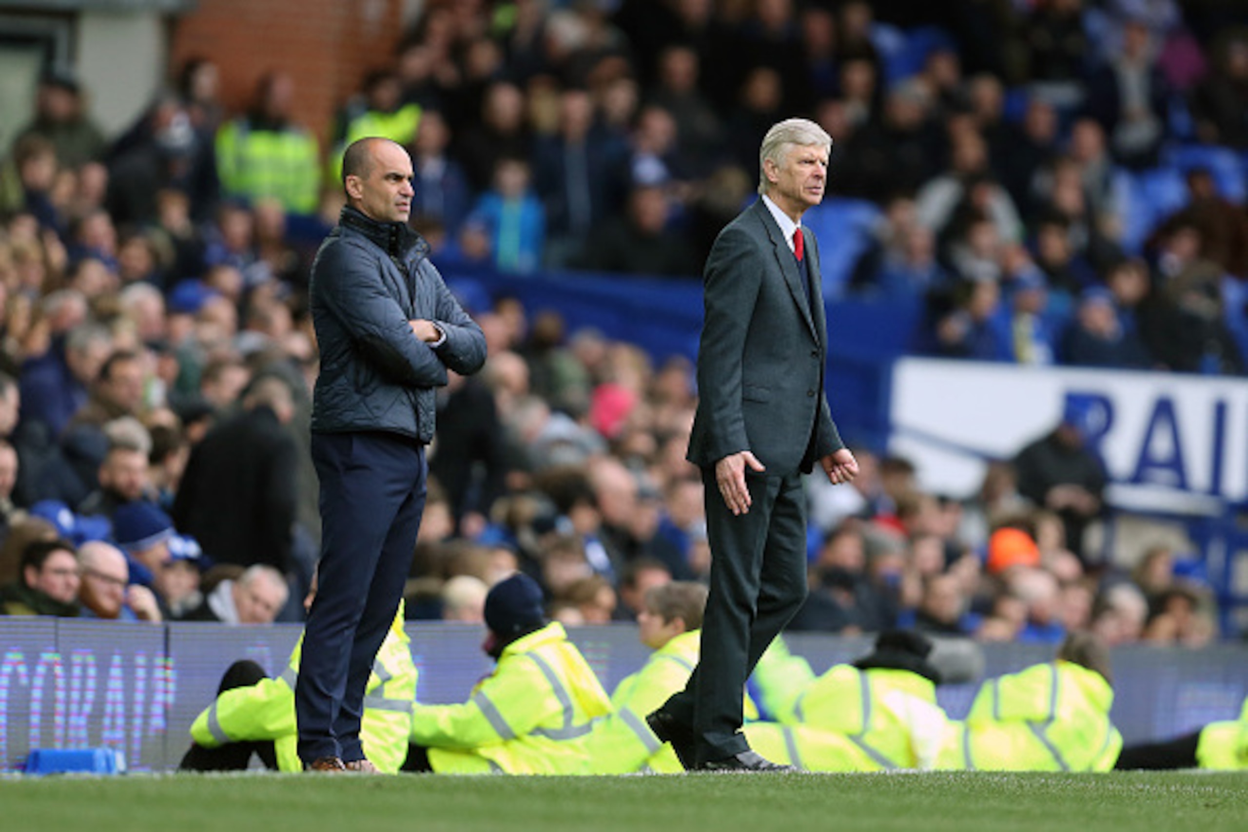 LIVERPOOL, ENGLAND - MARCH 19: Roberto Martinez the manager of Everton and Arsene Wenger manager of Arsenal during the Barclays Premier League match between Everton and Arsenal at Goodison Park on March 19, 2016 in Liverpool, England. (Photo by James Bay LIVERPOOL, ENGLAND - MARCH 19: Roberto Martinez the manager of Everton and Arsene Wenger manager of Arsenal during the Barclays Premier League match between Everton and Arsenal at Goodison Park on March 19, 2016 in Liverpool, England. (Photo by James Bay