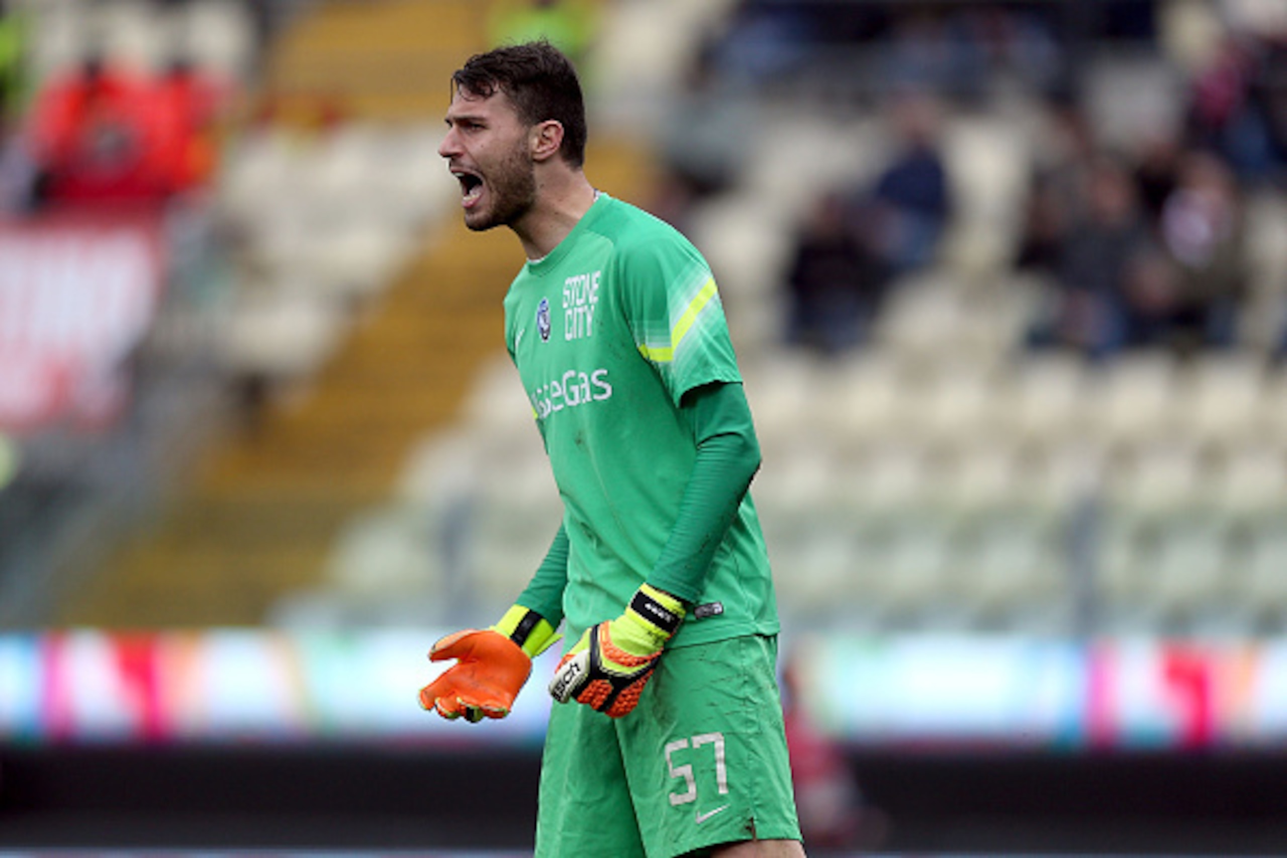 MODENA, ITALY - FEBRUARY 28: Marco Sportiello of Atalanta BC in action during the Serie A match between Carpi FC and Atalanta BC at Alberto Braglia Stadium on February 28, 2016 in Modena, Italy. (Photo by Gabriele Maltinti/Getty Images) MODENA, ITALY - FEBRUARY 28: Marco Sportiello of Atalanta BC in action during the Serie A match between Carpi FC and Atalanta BC at Alberto Braglia Stadium on February 28, 2016 in Modena, Italy. (Photo by Gabriele Maltinti/Getty Images)