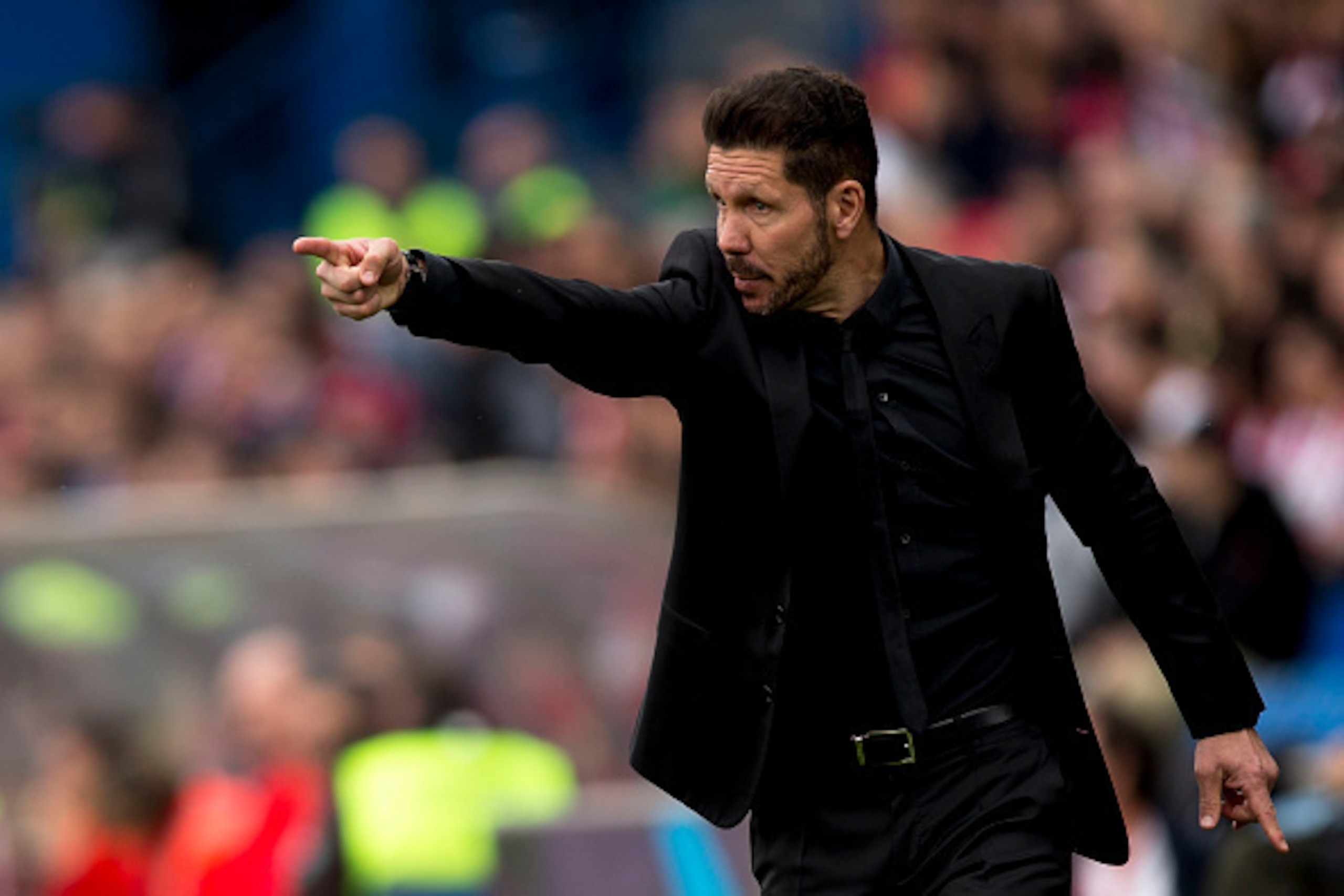 MADRID, SPAIN - APRIL 02:  Head coach Diego Pablo Simeone of Atletico de Madrid gives instructions during the La Liga match between Club Atletico de Madrid and Real Betis Balompie at Vicente Calderon Stadium on April 2, 2016 in Madrid, Spain.  (Photo by G