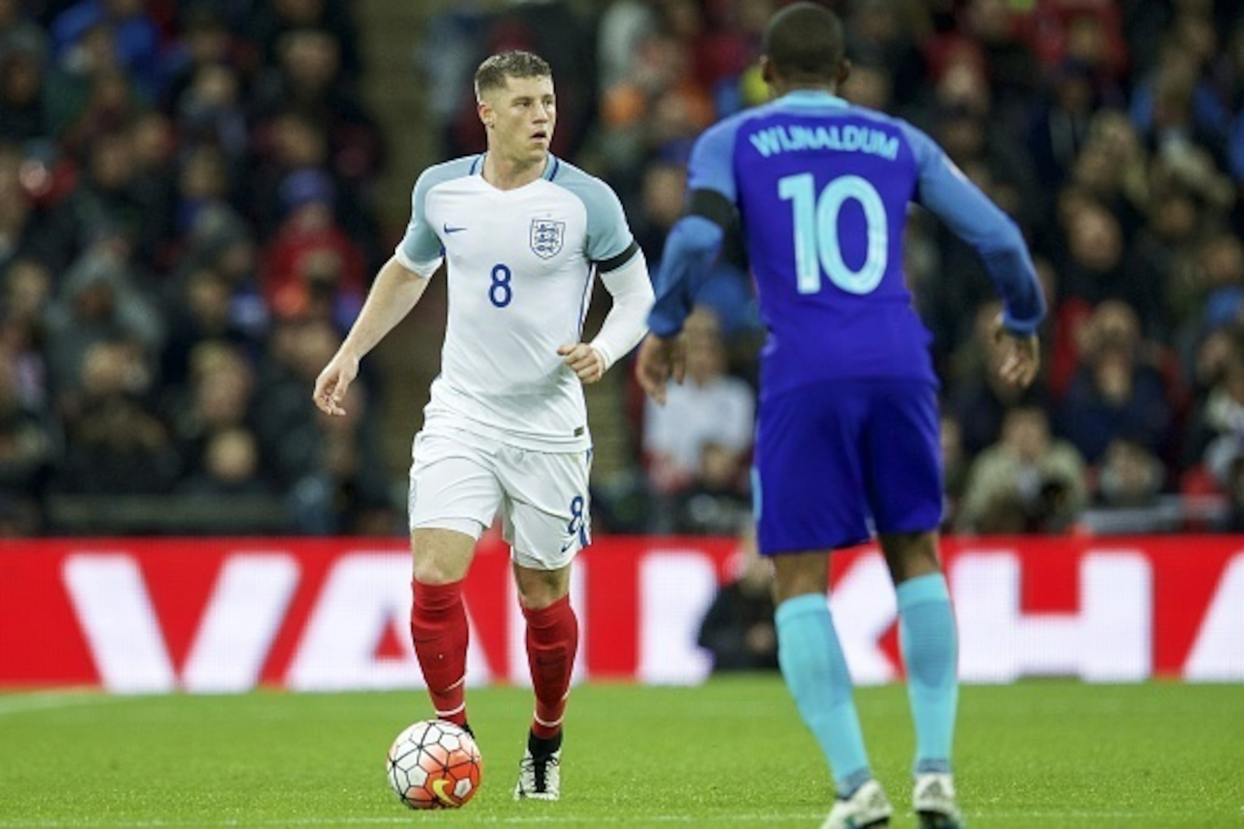 (L-R) Ross Barkley of England, Georginio Wijnaldum of Holland during the friendly match between England and Netherlands on March 29, 2016 at Wembley stadium in London, England.(Photo by VI Images via Getty Images)
