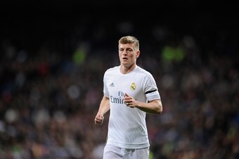 MADRID, SPAIN - MARCH 20:  Toni Kroos  of Real Madrid looks on during the La Liga match between Real Madrid CF and Sevilla FC at Estadio Santiago Bernabeu on March 20, 2016 in Madrid, Spain.  (Photo by Denis Doyle/Getty Images)