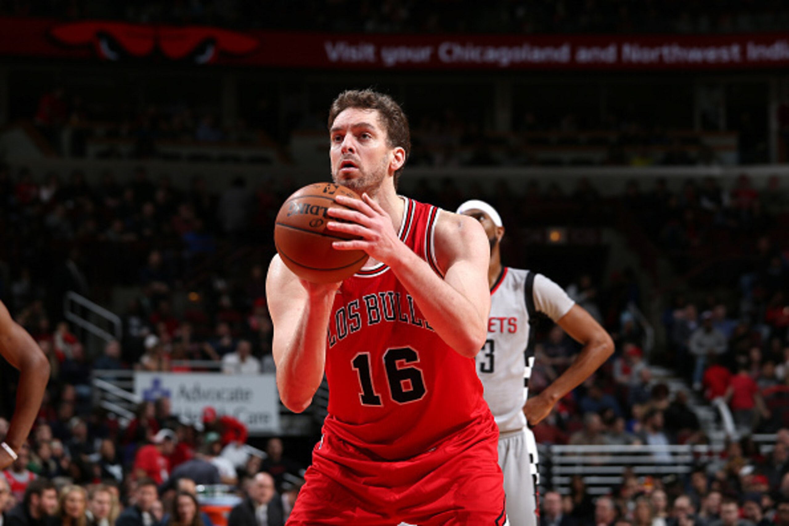CHICAGO, IL - MARCH 5: Pau Gasol #16 of the Chicago Bulls shoots a free throw during the game against the Houston Rockets on March 5, 2016 at the United Center in Chicago, Illinois. NOTE TO USER: User expressly acknowledges and agrees that, by downloading