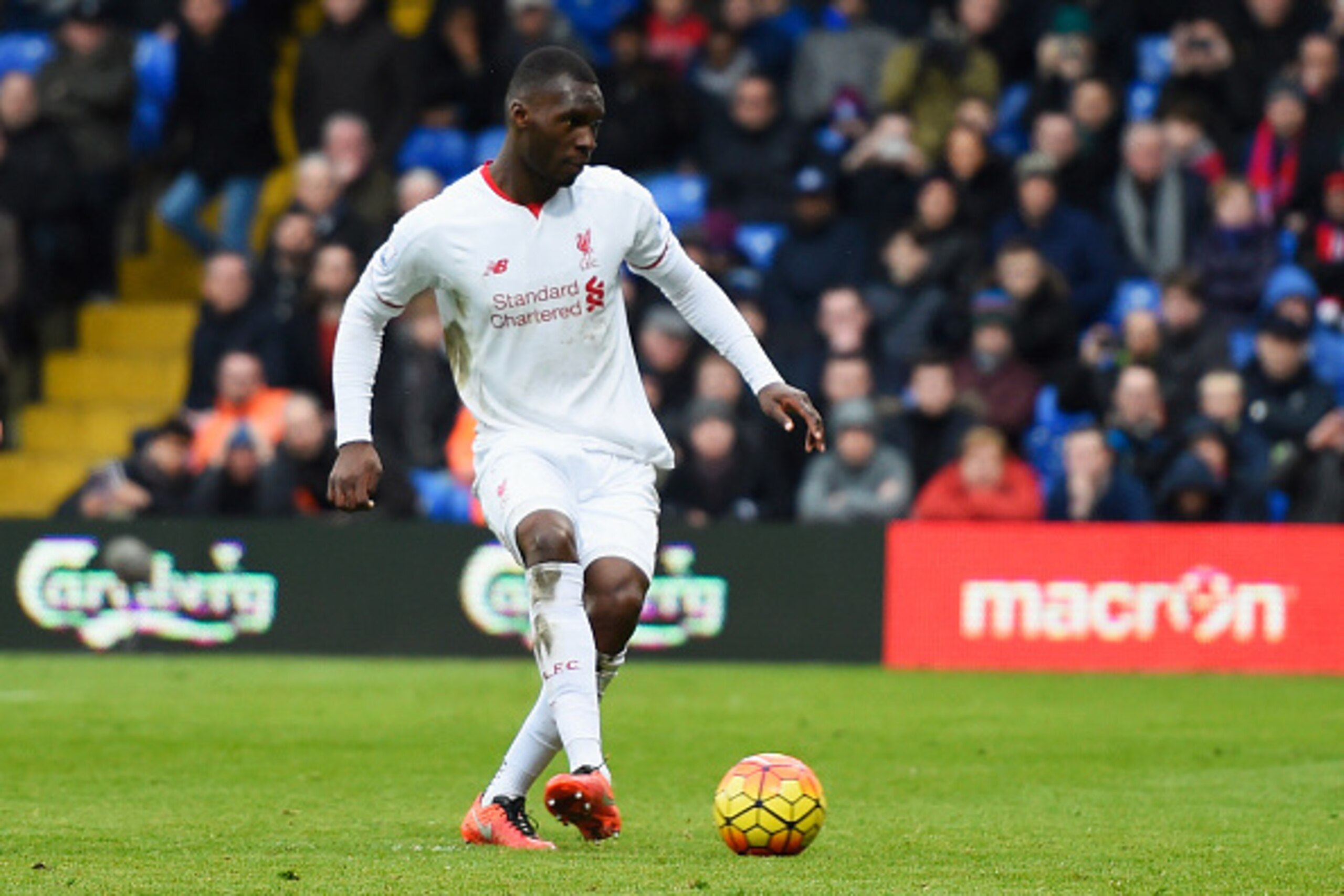 LONDON, ENGLAND - MARCH 06:  Christian Benteke of Liverpool scores their second goal from the penalty spot during the Barclays Premier League match between Crystal Palace and Liverpool at Selhurst Park on March 6, 2016 in London, England.  (Photo by Mike 