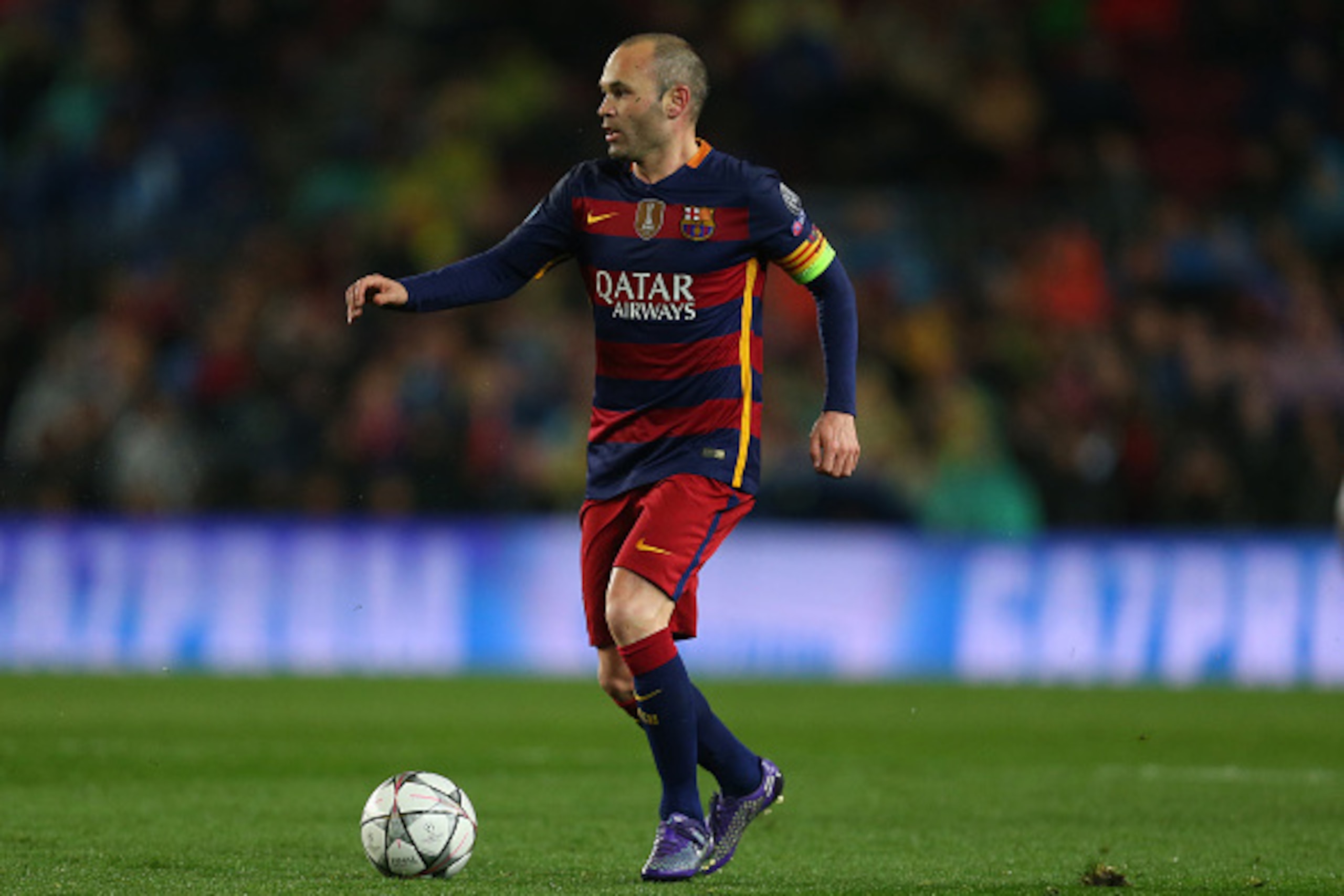 BARCELONA, SPAIN - MARCH 16:  Andres Iniesta of FC Barcelona  during the UEFA Champions League match between FC Barcelona and Arsenal at Camp Nou on March 16, 2016 in Barcelona, Spain.  (Photo by Catherine Ivill - AMA/Getty Images)