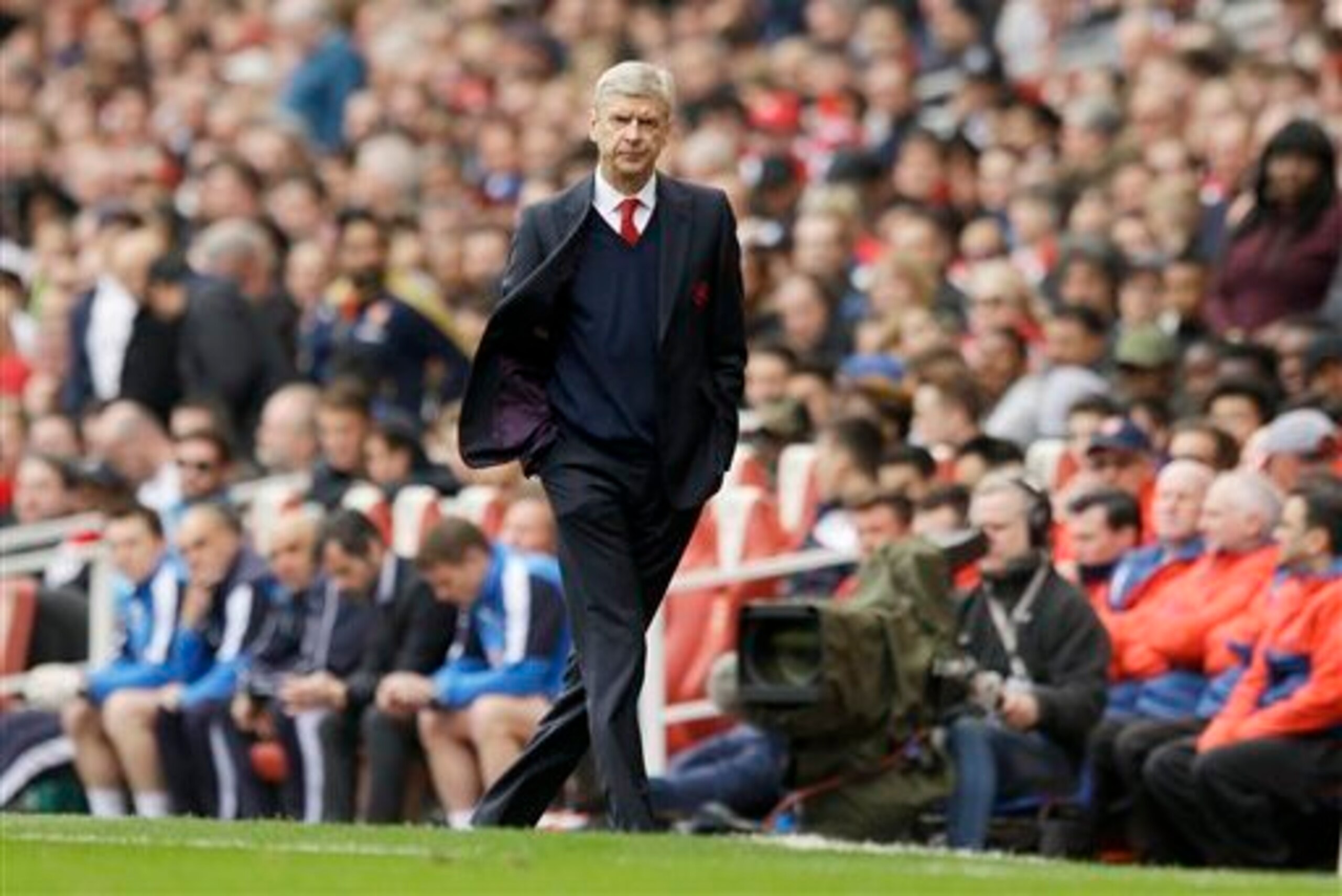 Wenger is still keen on Manolas.