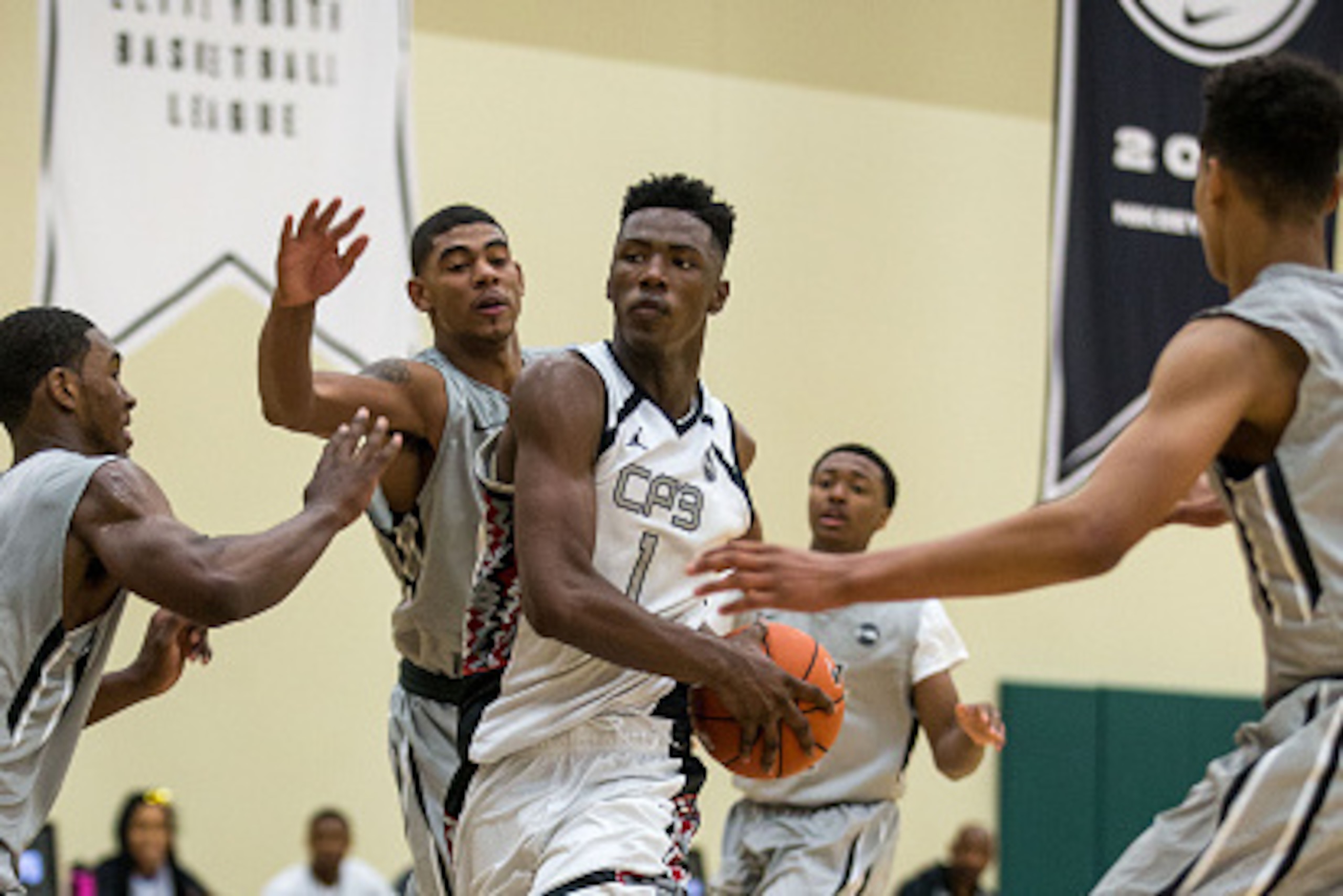 MAPLE GROVE, MN- MAY 23: Harry Giles #1 from Team CP3 and Wesleyan Christian Academy during Session Four of the Nike EYBL on May 23, 2015 at Maple Grove Community Gym in Maple Grove, Minnesota. (Photo by Brace Hemmelgarn/Getty Images)