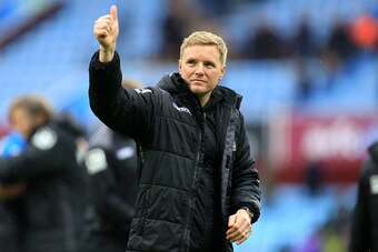 BIRMINGHAM, ENGLAND - APRIL 09: Eddie Howe manager / head coach of Bournemouth celebrates at full time after the Barclays Premier League match between Aston Villa and A.F.C. Bournemouth at Villa Park (Photo by James Baylis - AMA/Getty Images)