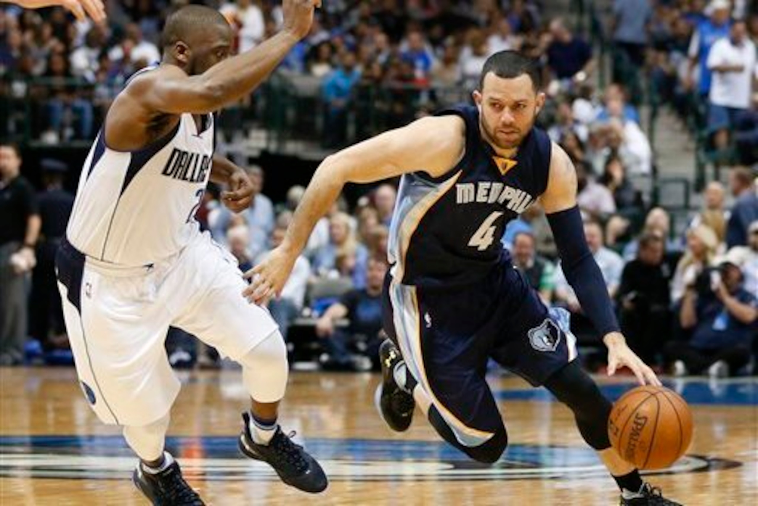 A ragtag bunch of Grizzlies will do their best to prevent the Warriors from making history Wednesday night.