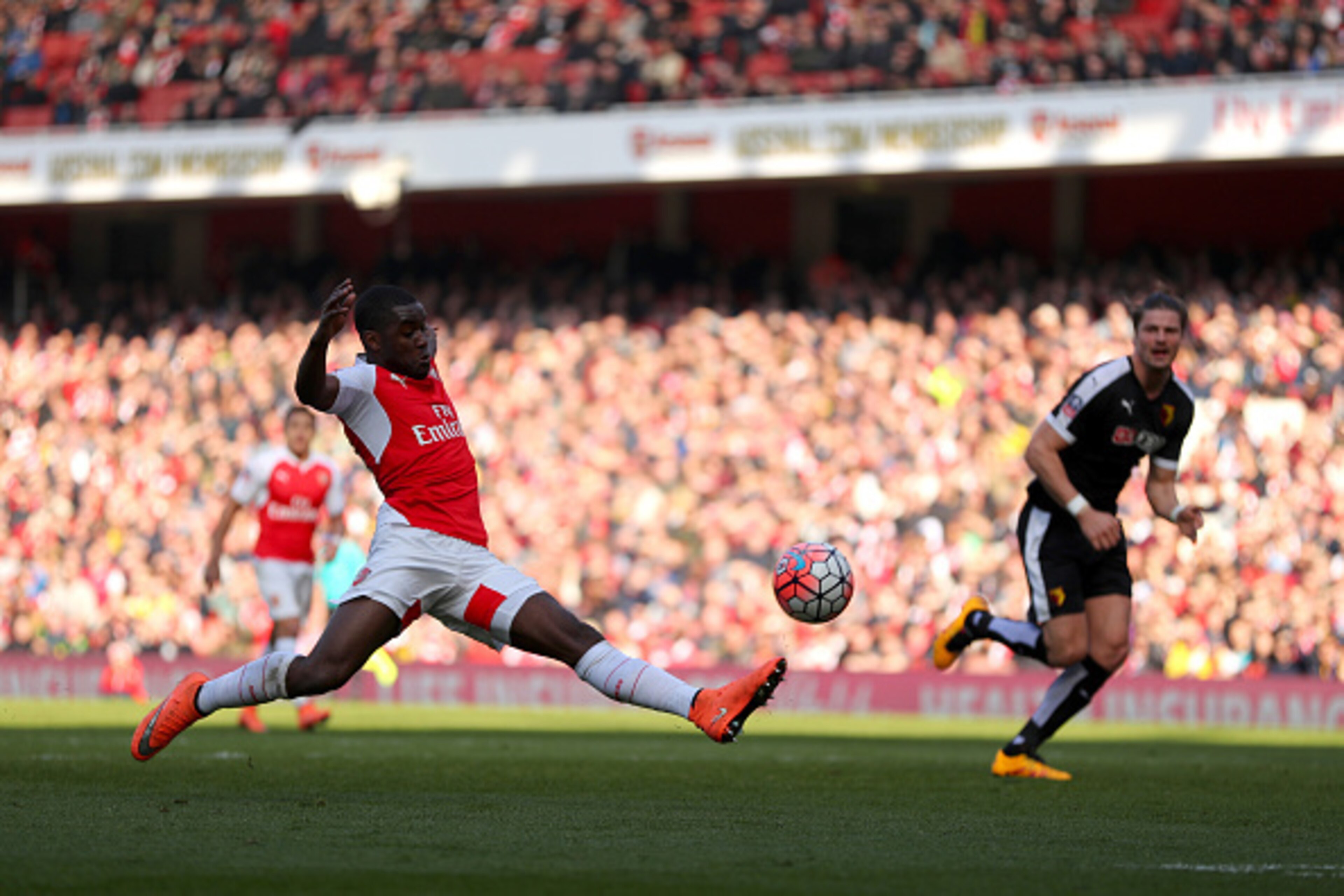 LONDON, ENGLAND - MARCH 13: Joel Campbell of Arsenal fires a shot over the bar during The Emirates FA Cup Sixth Round match between Arsenal and Watford at the Emirates Stadium on March 13, 2016 in London, England. (Photo by Richard Heathcote/Getty Image LONDON, ENGLAND - MARCH 13: Joel Campbell of Arsenal fires a shot over the bar during The Emirates FA Cup Sixth Round match between Arsenal and Watford at the Emirates Stadium on March 13, 2016 in London, England. (Photo by Richard Heathcote/Getty Image