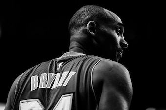 HOUSTON, TEXAS - APRIL 10: (EDITOR'S NOTE: THIS IMAGE WAS CONVERTED TO BLACK AND WHITE.) Kobe Bryant #24 of the Los Angeles Lakers during game action against the Houston Rockets at Toyota Center on April 10, 2016 in Houston, Texas.  (Photo by Bob Levey/Ge