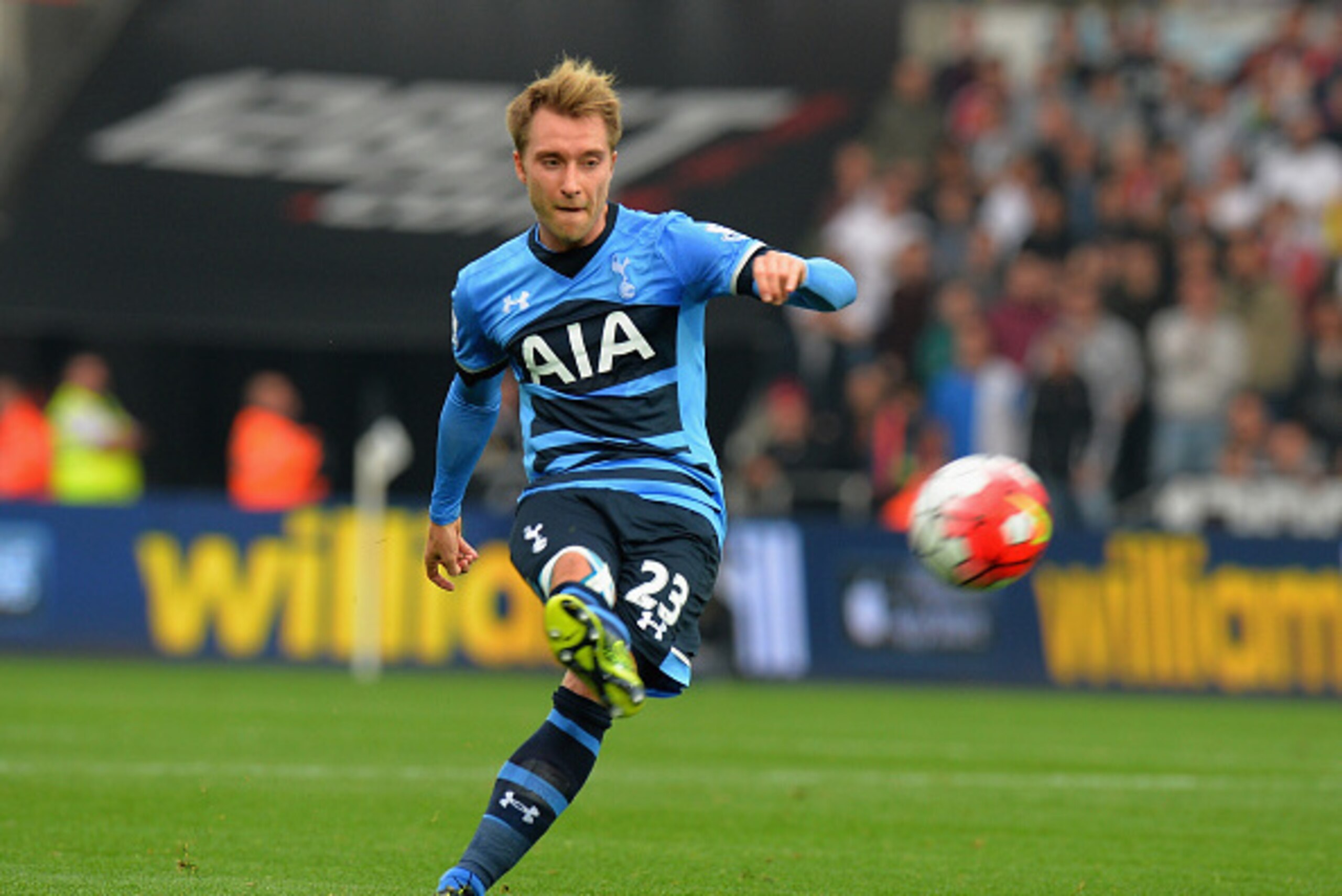 SWANSEA, WALES - OCTOBER 04:  Christian Eriksen of Tottenham Hotspur during the Barclays Premier League match between Swansea City and Tottenham Hotpsur at the Liberty Stadium on October 4, 2015 in Swansea, United Kingdom.  (Photo by Tony Marshall/Getty I