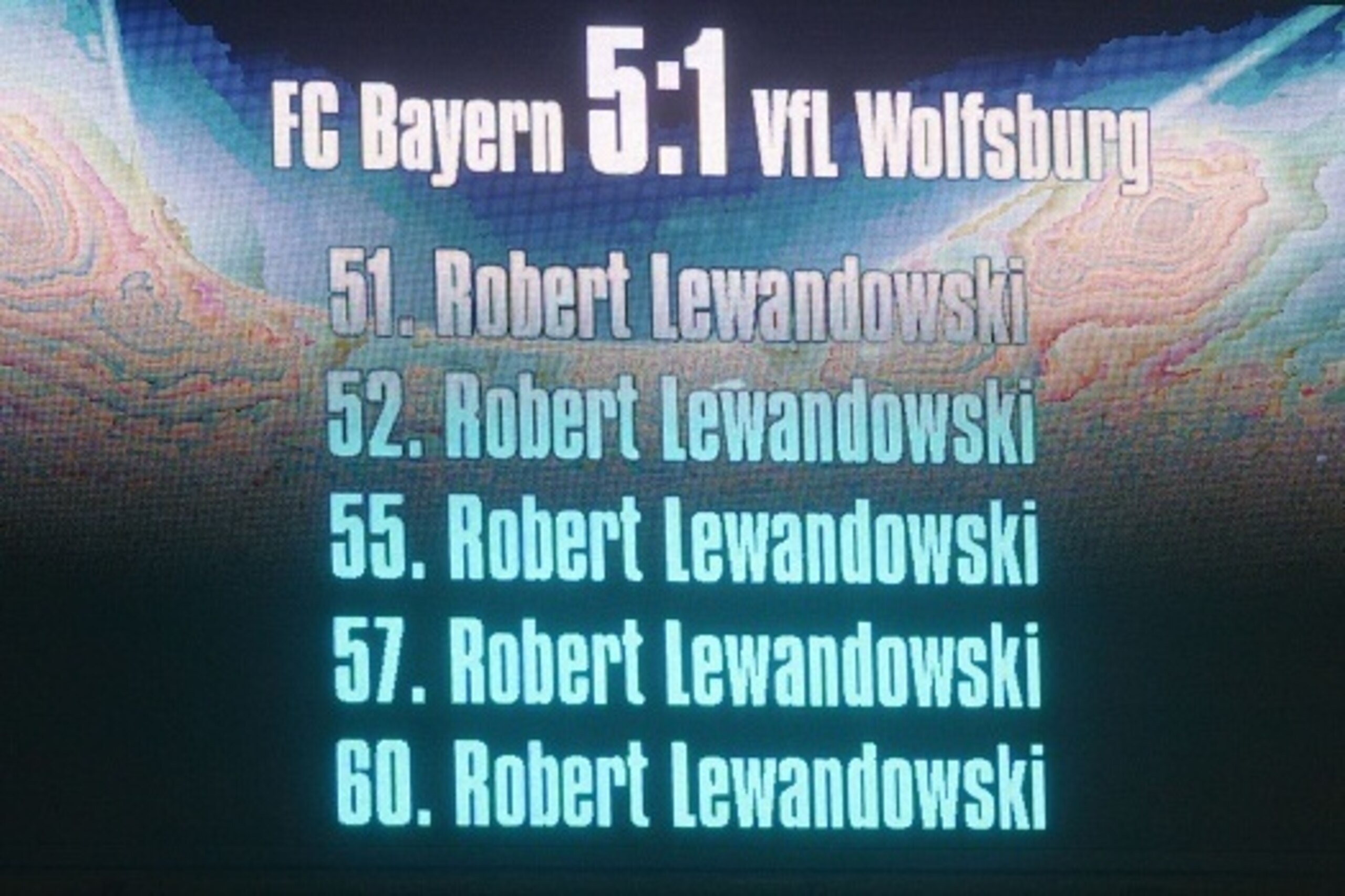 The score board is pictured after the German first division Bundesliga football match FC Bayern Muenchen vs VfL Wolfsburg in Munich, on September 22, 2015.    AFP PHOTO / CHRISTOF STACHE  RESTRICTIONS: DURING MATCH TIME: DFL RULES TO LIMIT THE ONLINE USAG