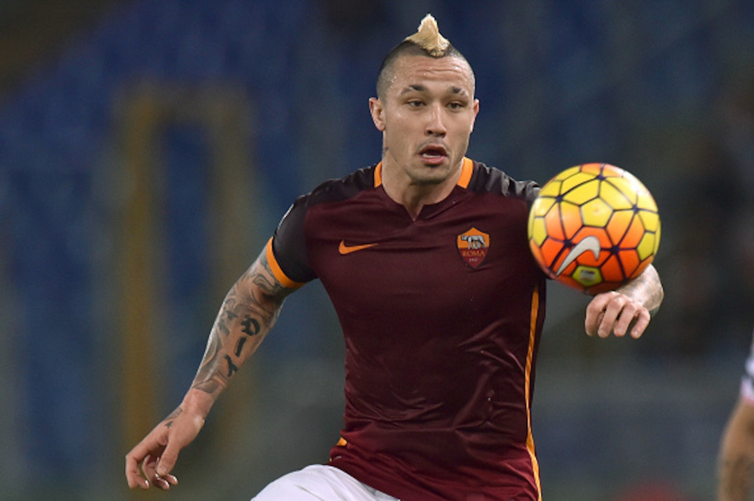 ROME, ITALY - FEBRUARY 21: Radja Nainggolan of Roma in action during the Serie A match between AS Roma and US Citta di Palermo at Stadio Olimpico on February 21, 2016 in Rome, Italy.  (Photo by Tullio M. Puglia/Getty Images)