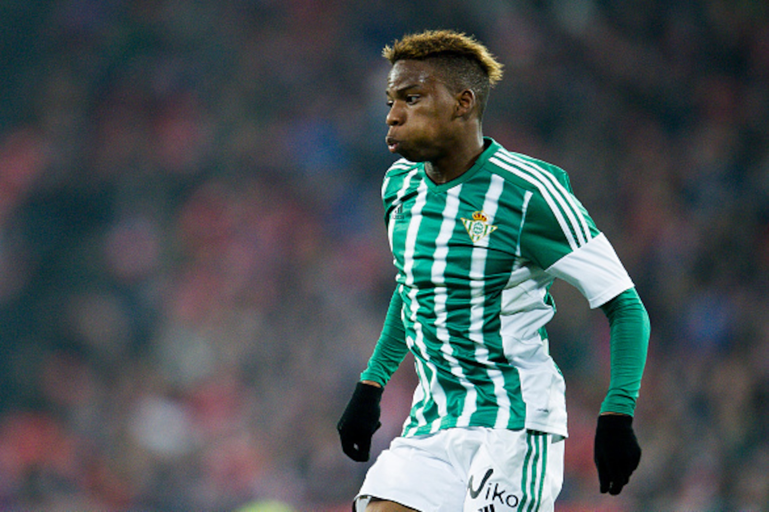 BILBAO, SPAIN - MARCH 13: Charly Musonda of Real Betis Balompie reacts during the La Liga match between Athletic Club Bilbao and Real Betis Balompie at San Mames Stadium on March 13, 2016 in Bilbao, Spain.  (Photo by Juan Manuel Serrano Arce/Getty Images)
