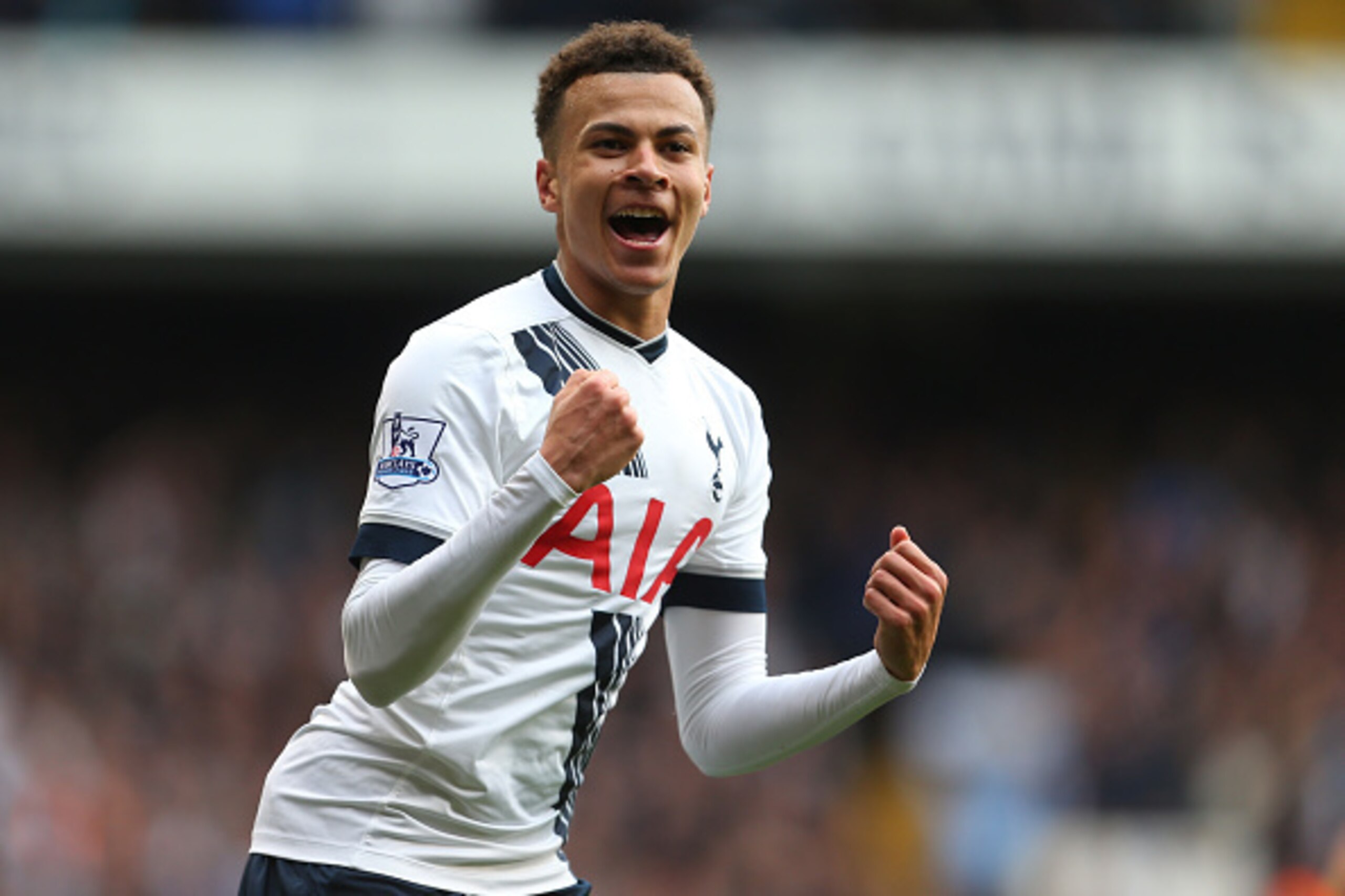 LONDON, ENGLAND - APRIL 10 :  Dele Alli of Tottenham Hotspur celebrates during the Barclays Premier League match between Tottenham Hotspur and Manchester United at White Hart Lane on April 10, 2016 in London, England.  (Photo by Catherine Ivill - AMA/Gett