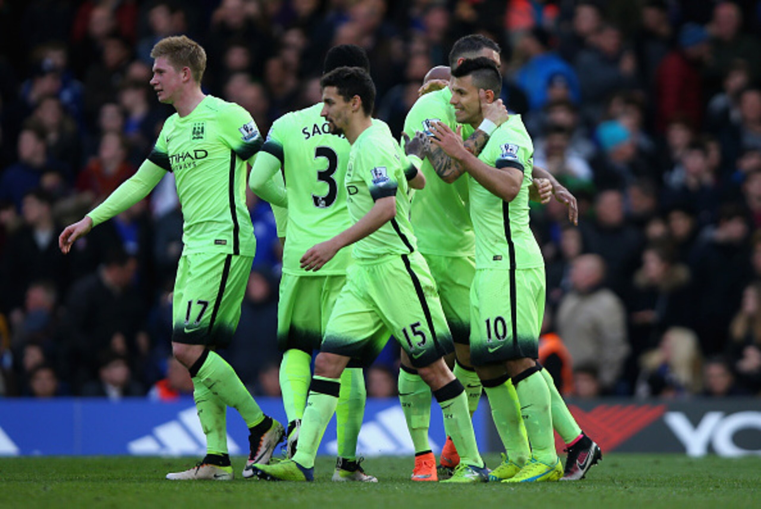 LONDON, ENGLAND - APRIL 16:  Sergio Aguero of Manchester City celebrates with team mates after scoring his third goal during the Barclays Premier League match between Chelsea and Manchester City at Stamford Bridge on April 16, 2016 in London, England.  (P