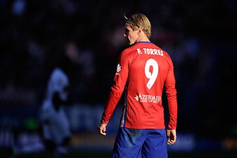 MADRID, SPAIN - APRIL 17:  Fernando Torres of Club Atletico de Madrid looks on during the La Liga match between Club Atletico de Madrid and Granada CF at Vicente Calderon Stadium on April 17, 2016 in Madrid, Spain.  (Photo by Denis Doyle/Getty Images)